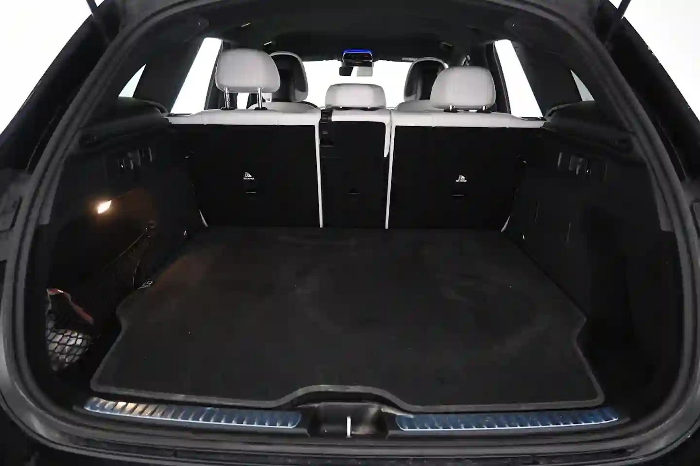 Car Image - 5MjYiR5HuNuoAxjdmQeTFF