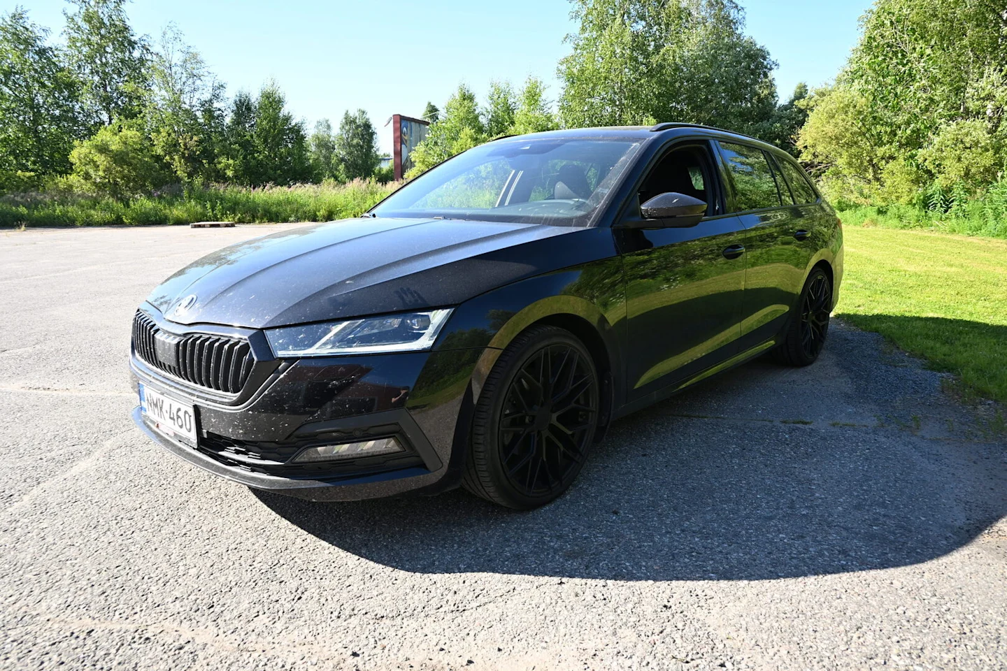 Car Image - 4uTzdyM1ijrcQnkGdFaJ33