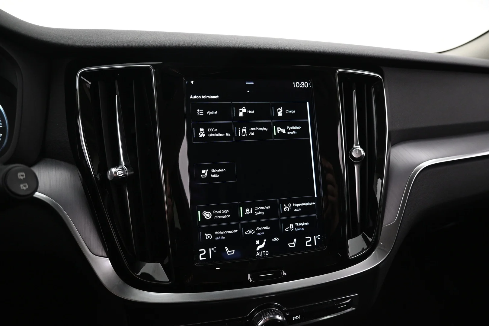 Car Image - m8FP2dlCxtd7yhR4sJrsd