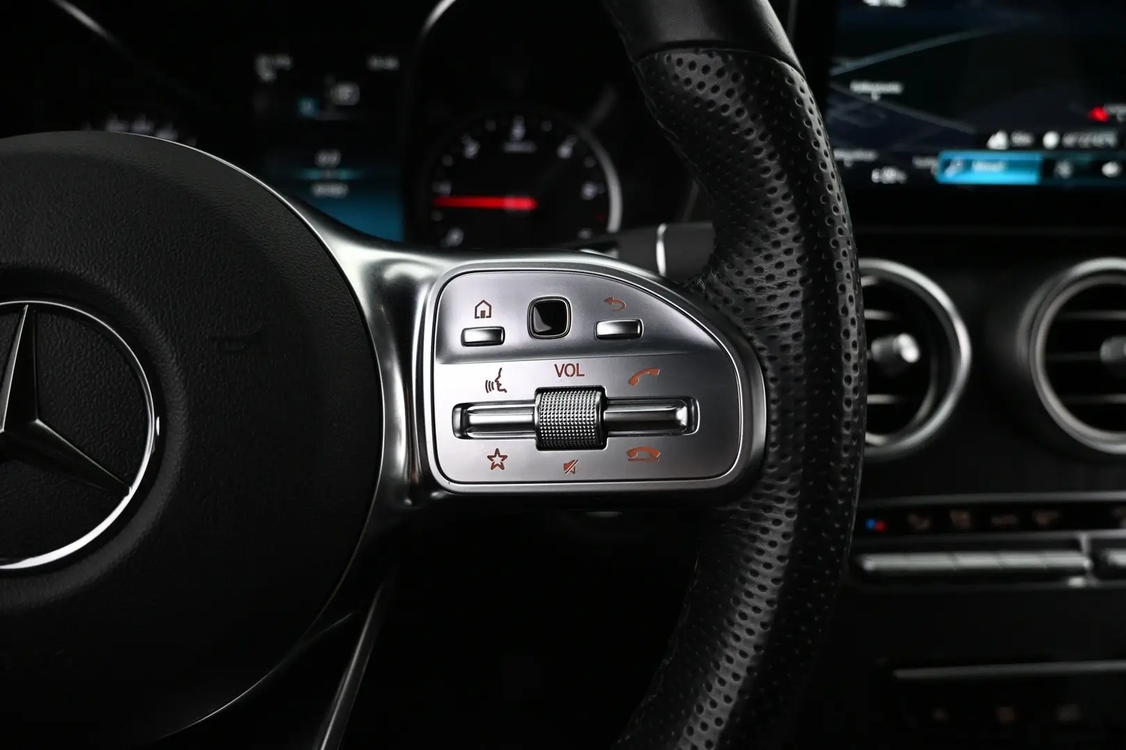 Car Image - I6WWHlFLIzLl0N44DReBl