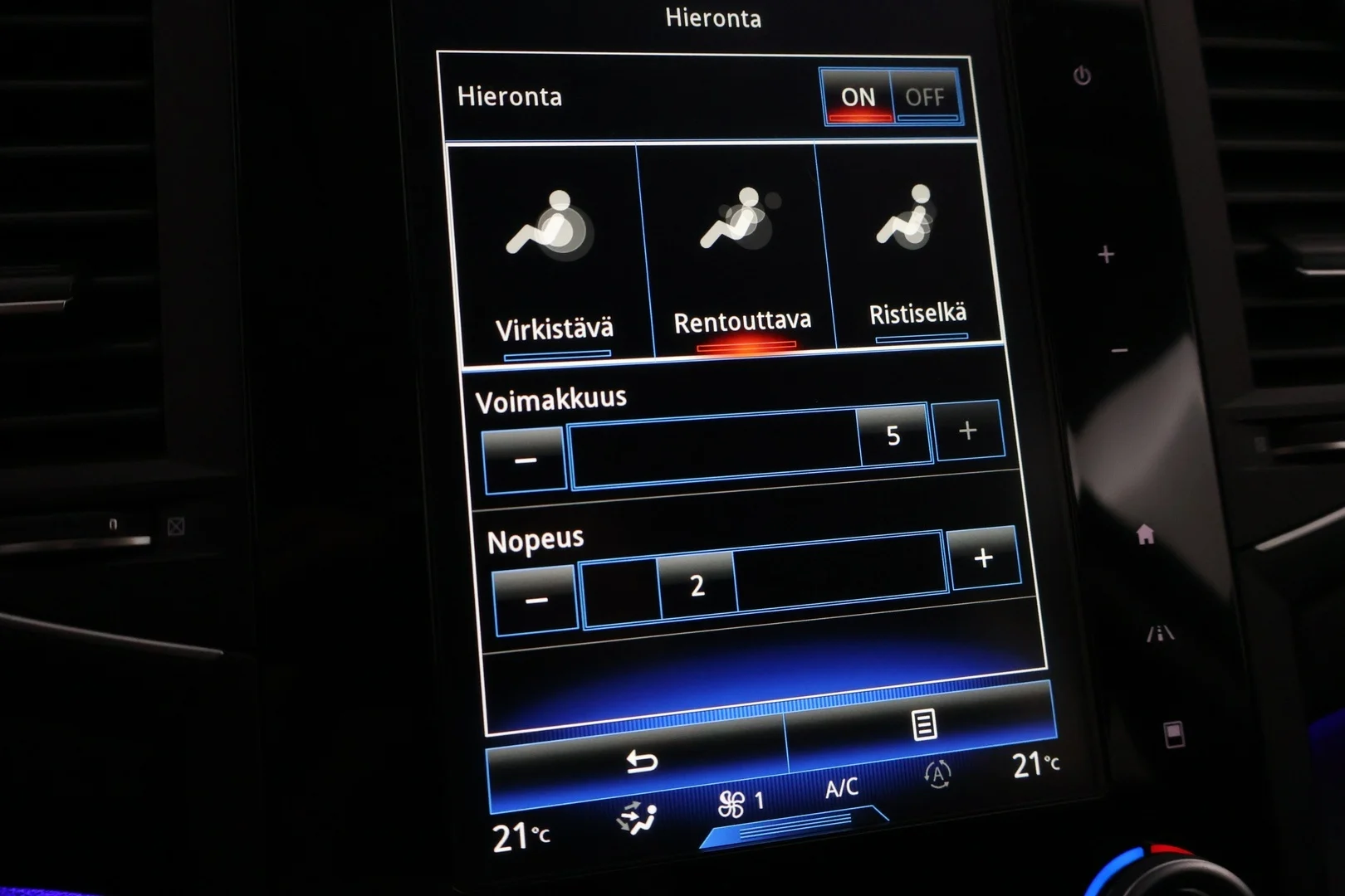 Car Image - 4xSuO3x3NslZ2GvHflZbQe