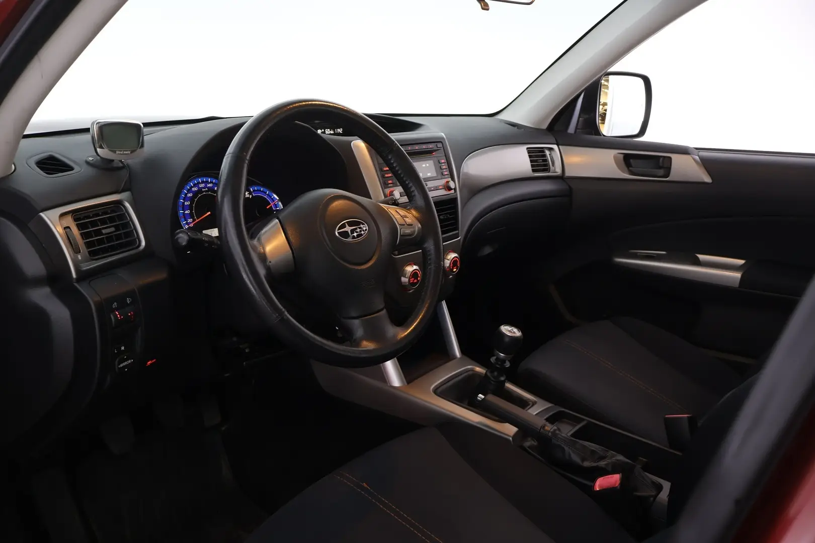 Car Image - 6w2LRCql21PKkiwvf27ZPI