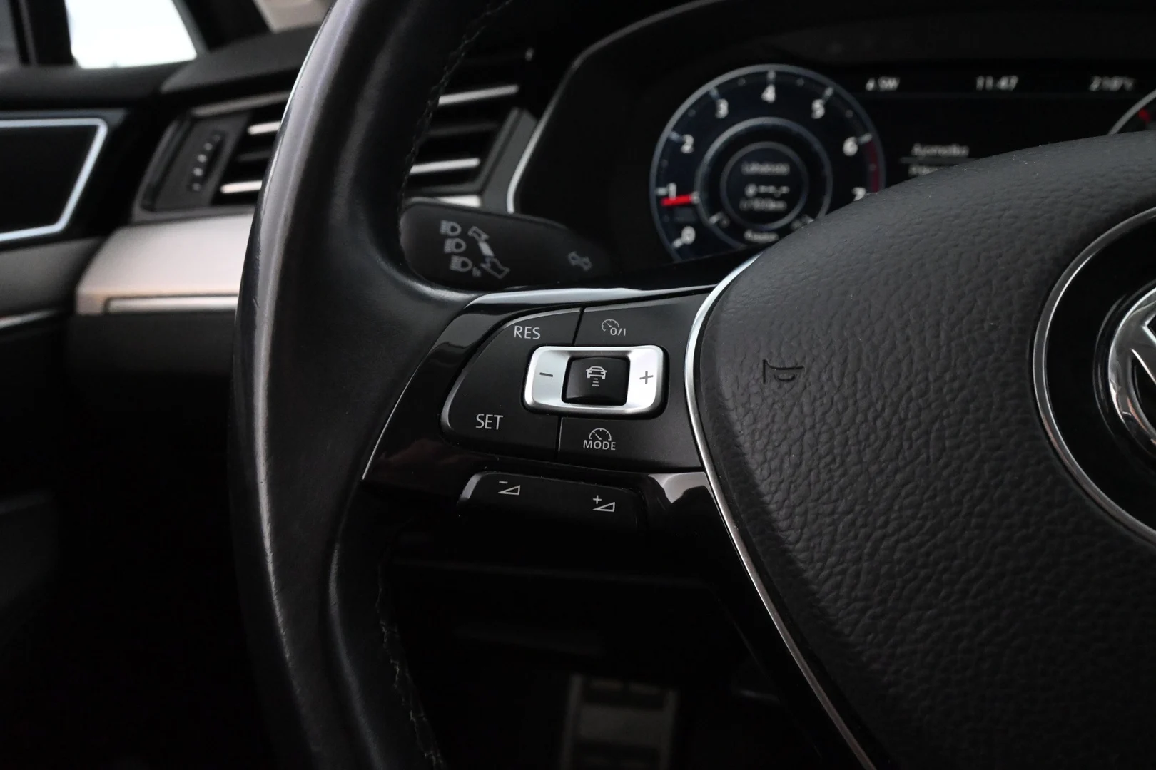 Car Image - 54G2nNgvjHFLY3zfU1SKrf