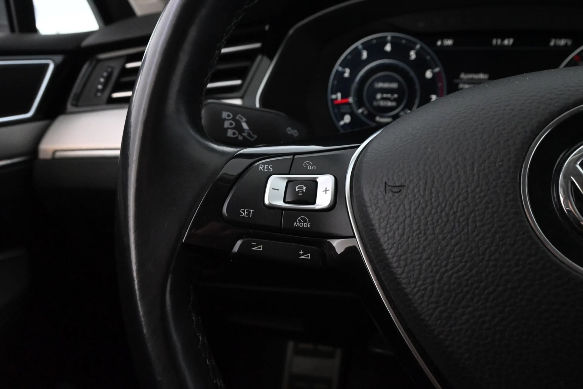 Car Image - 54G2nNgvjHFLY3zfU1SKrf