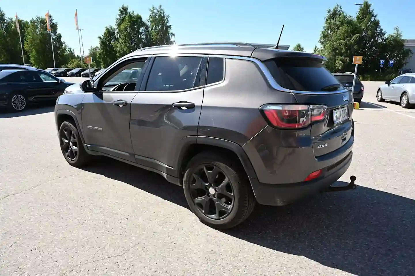 Car Image - 3olmQzsMOQKv7ocTBXEMOF