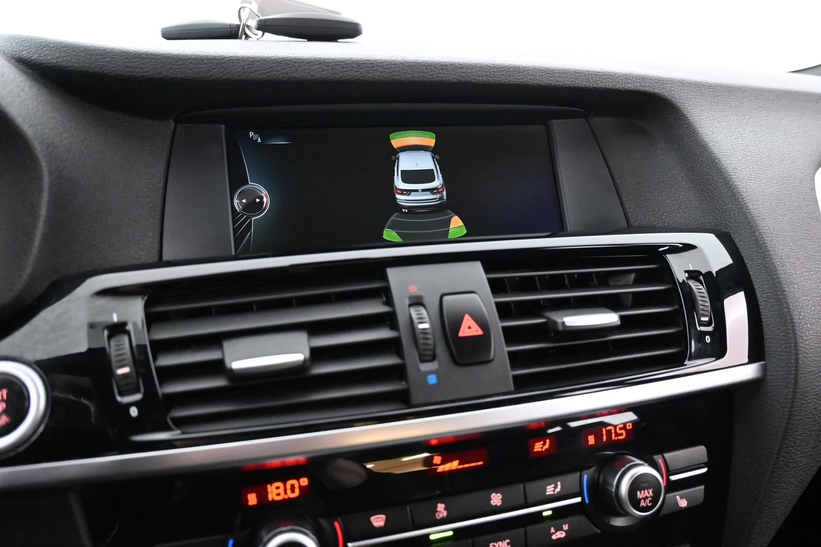 Car Image - 3bUTMojxKJzqC2QHhIrDre