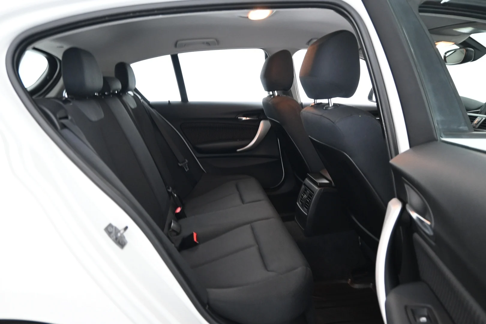 Car Image - 7G91FnKj40wkOuSx5Uzeao