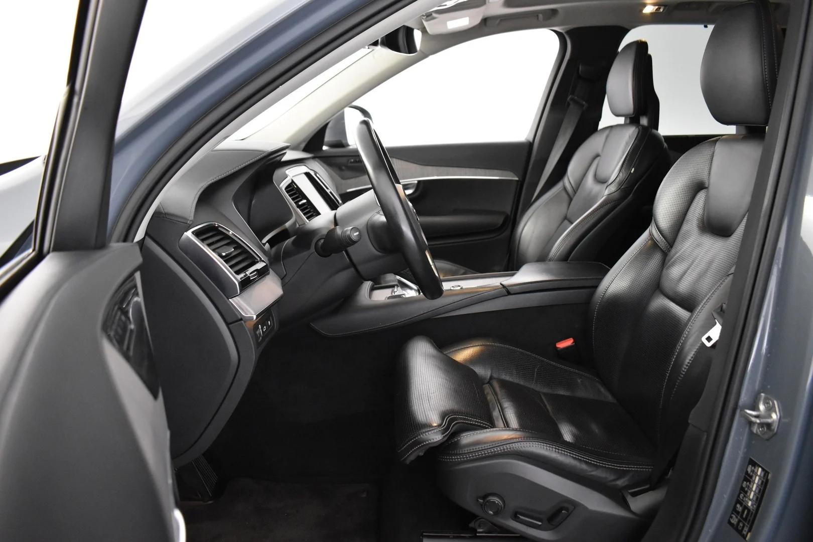 Car Image - 1J3sEf9jaHbTrlRXdY0X1P