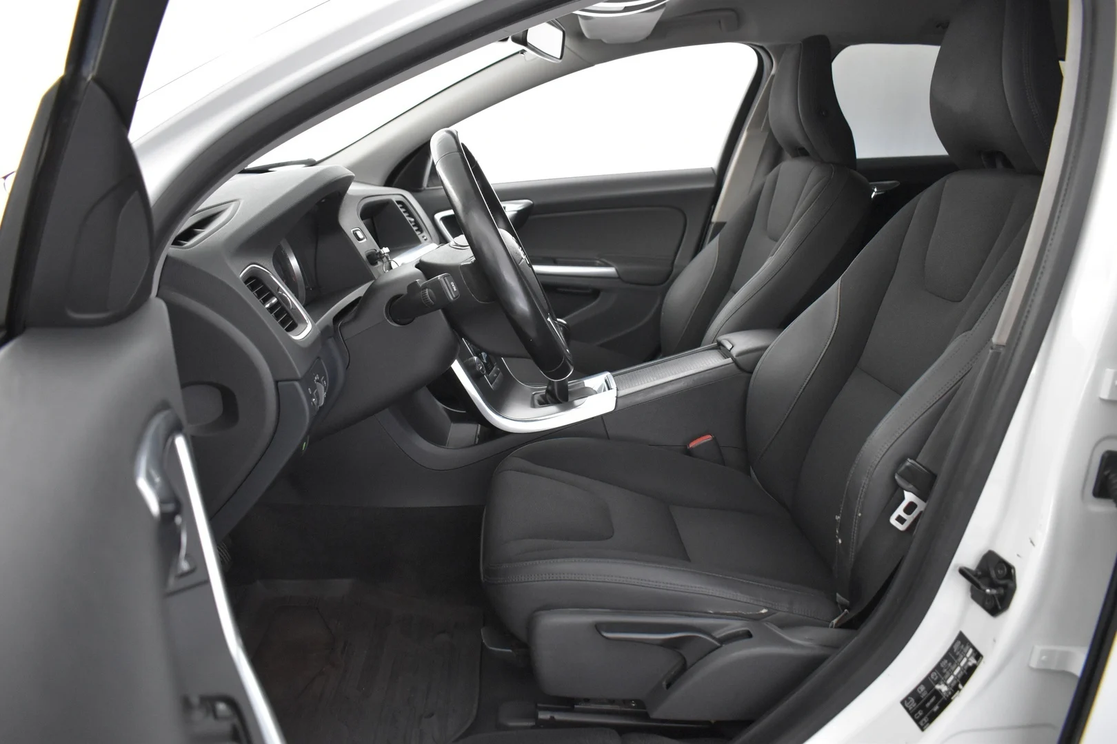 Car Image - 2F1jbxuIrVMtPb1nStBJXY
