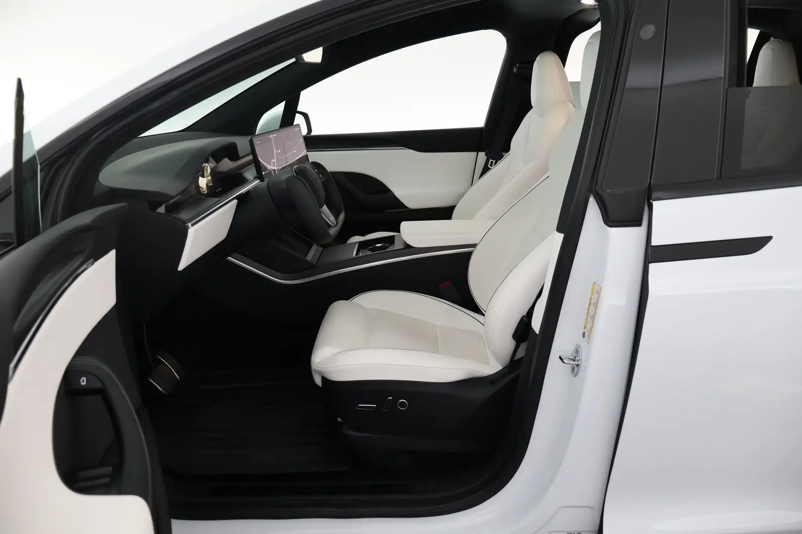 Car Image - pPd16P5uExqjPlGqlvOmP