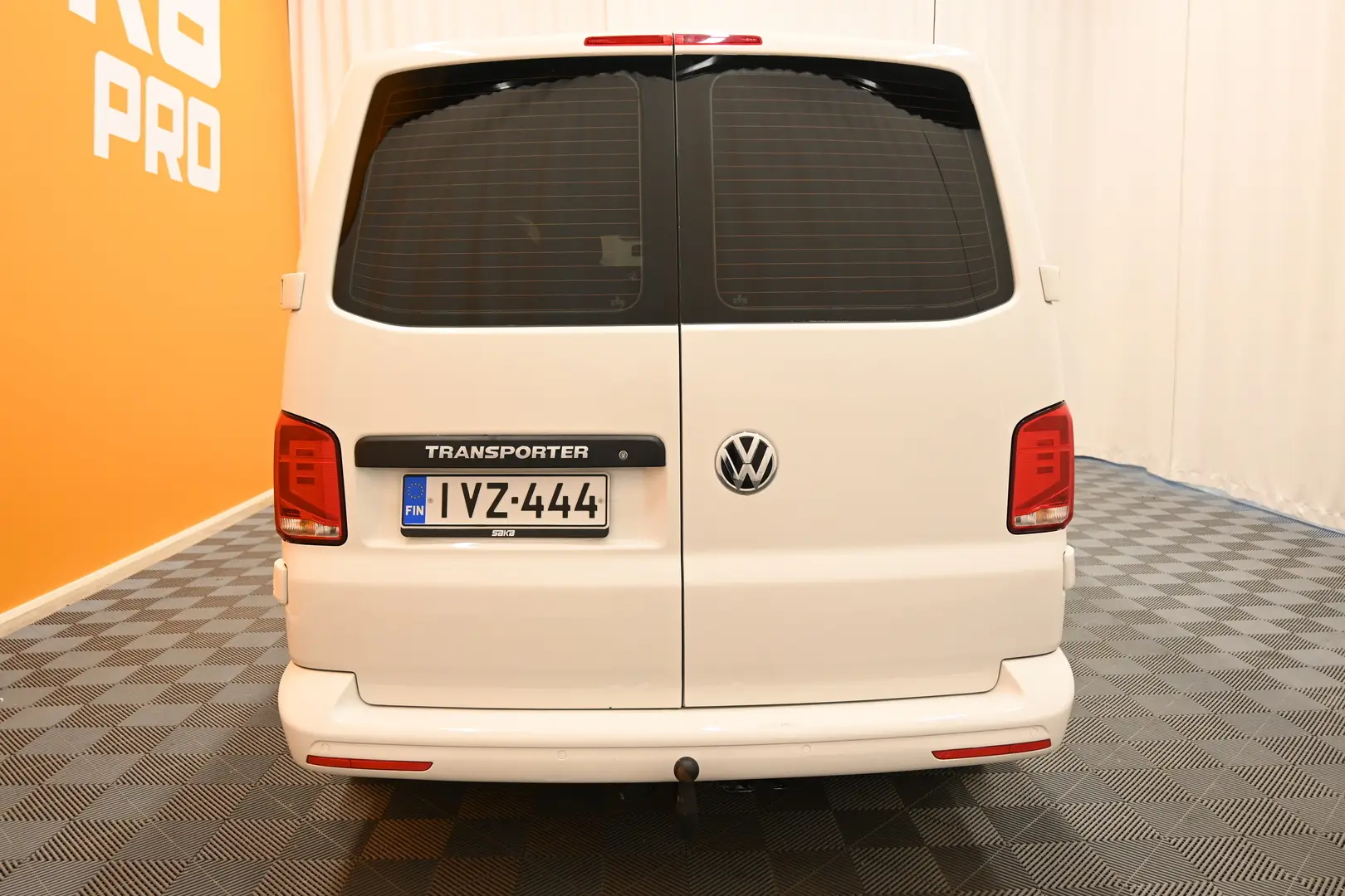 Car Image - 7rH6qXUgBX1ot3dBGddelZ