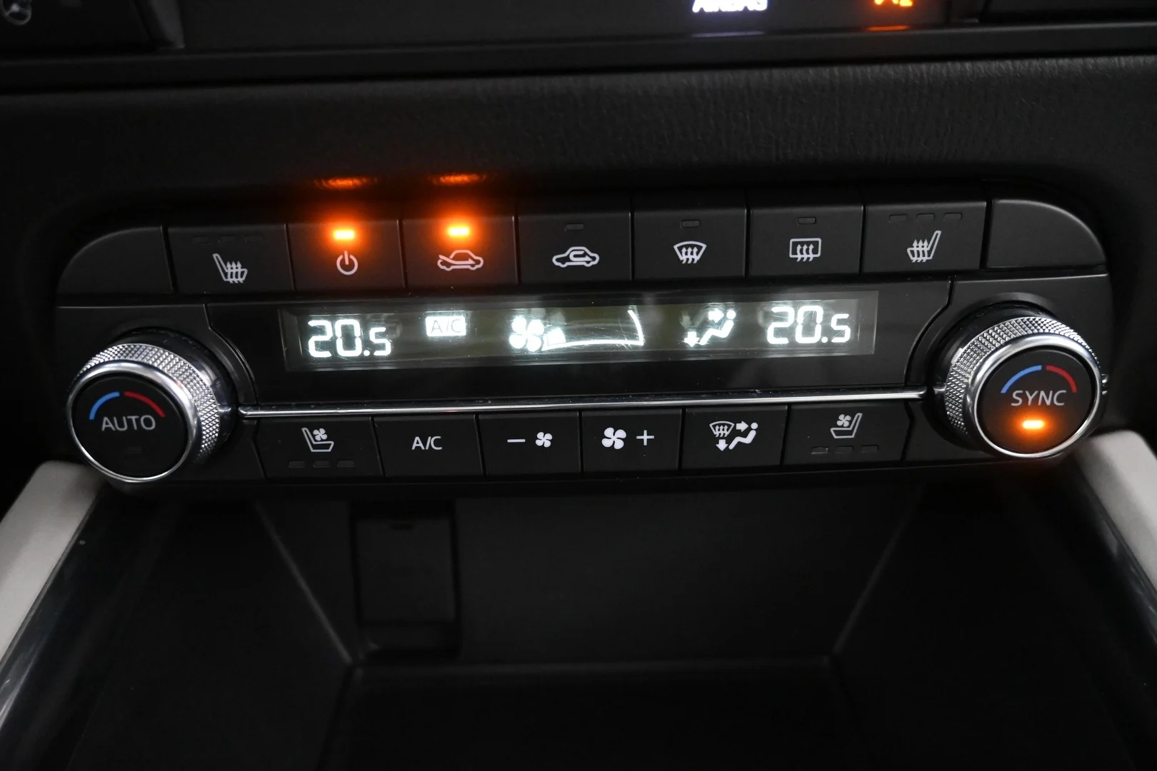 Car Image - 6SFlZm2FVnGIqi2uQZW4gY