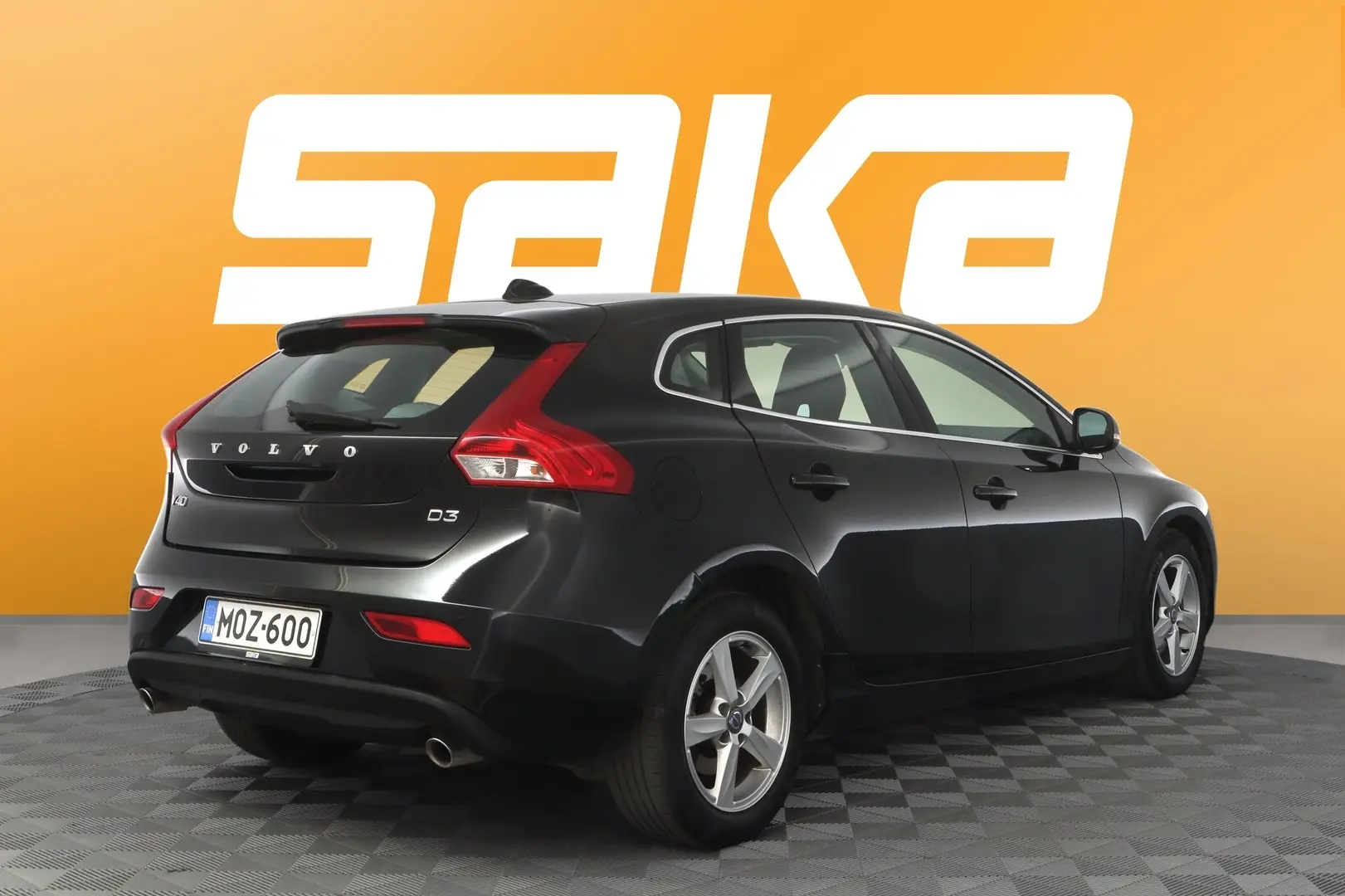 Car Image - Wg8SudLzlc9snLSM6mHfs