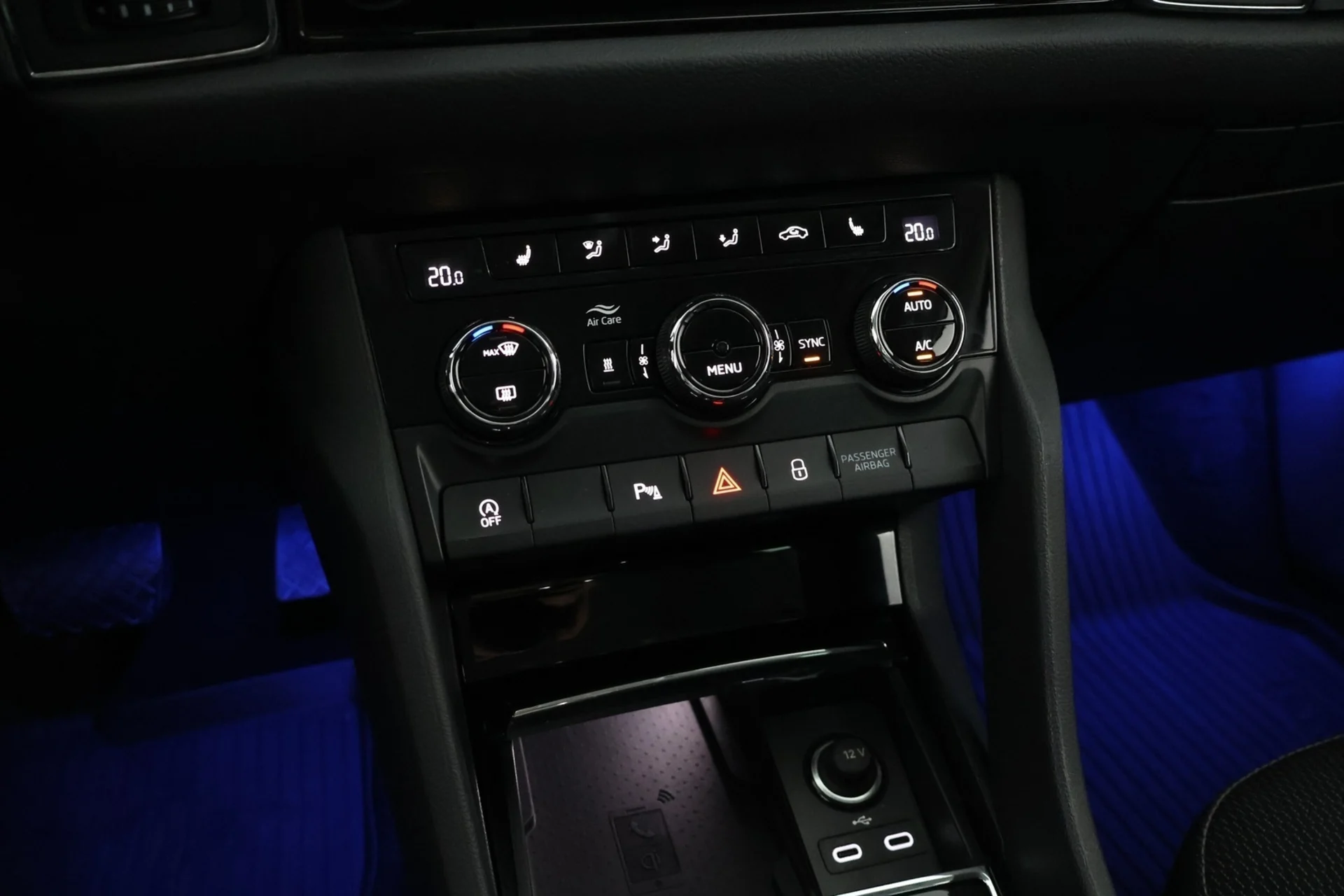 Car Image - 1ZaSqqLj9dmPGvbG4FlckW