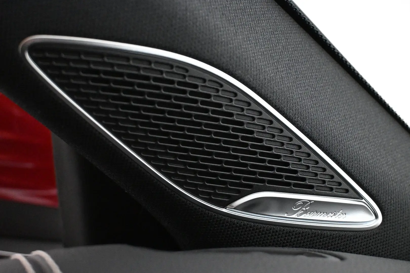 Car Image - 4qaENebTkL3GN2ZrSKG2Sg