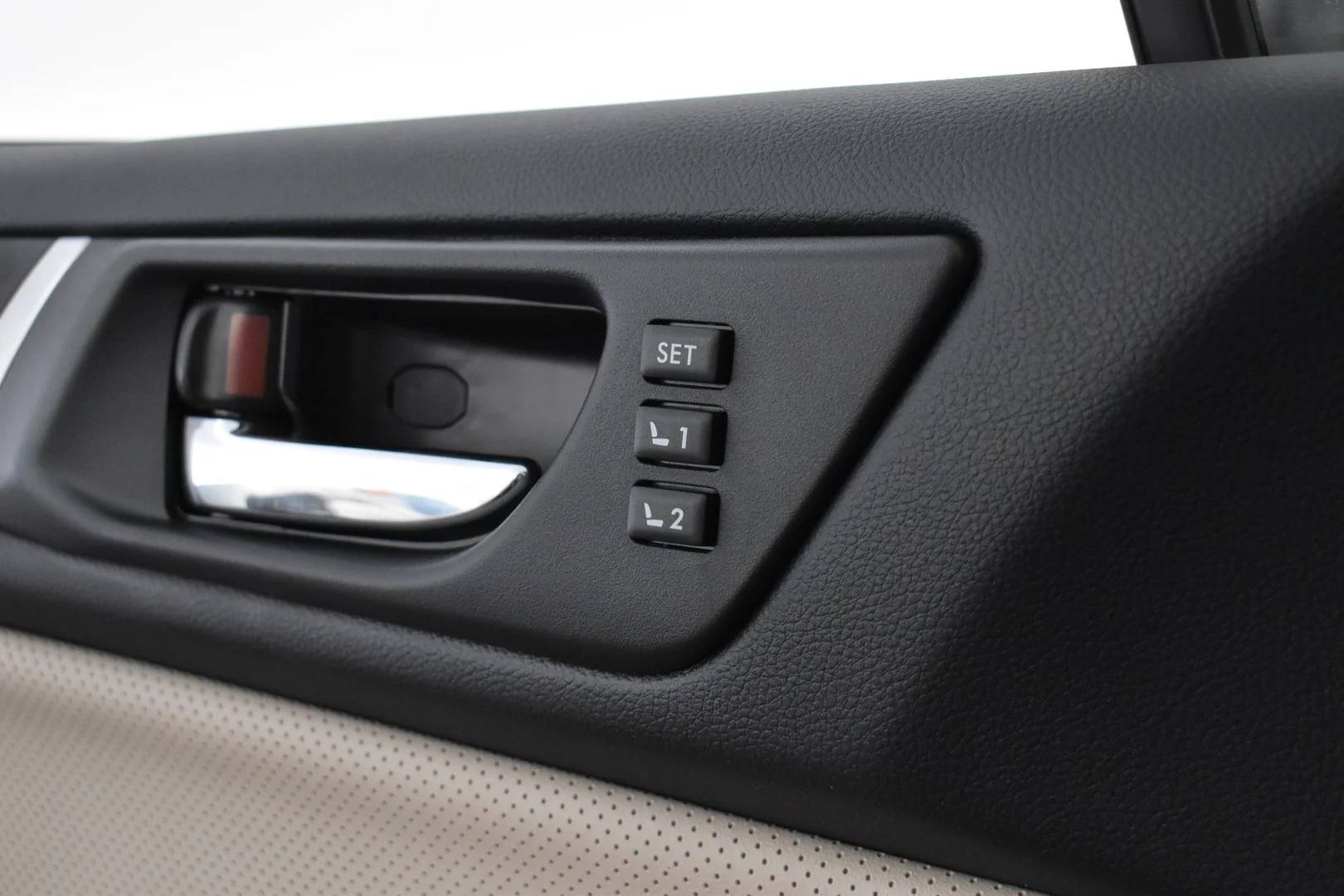 Car Image - 1wWS1I8yIendCBFw5ocR2u