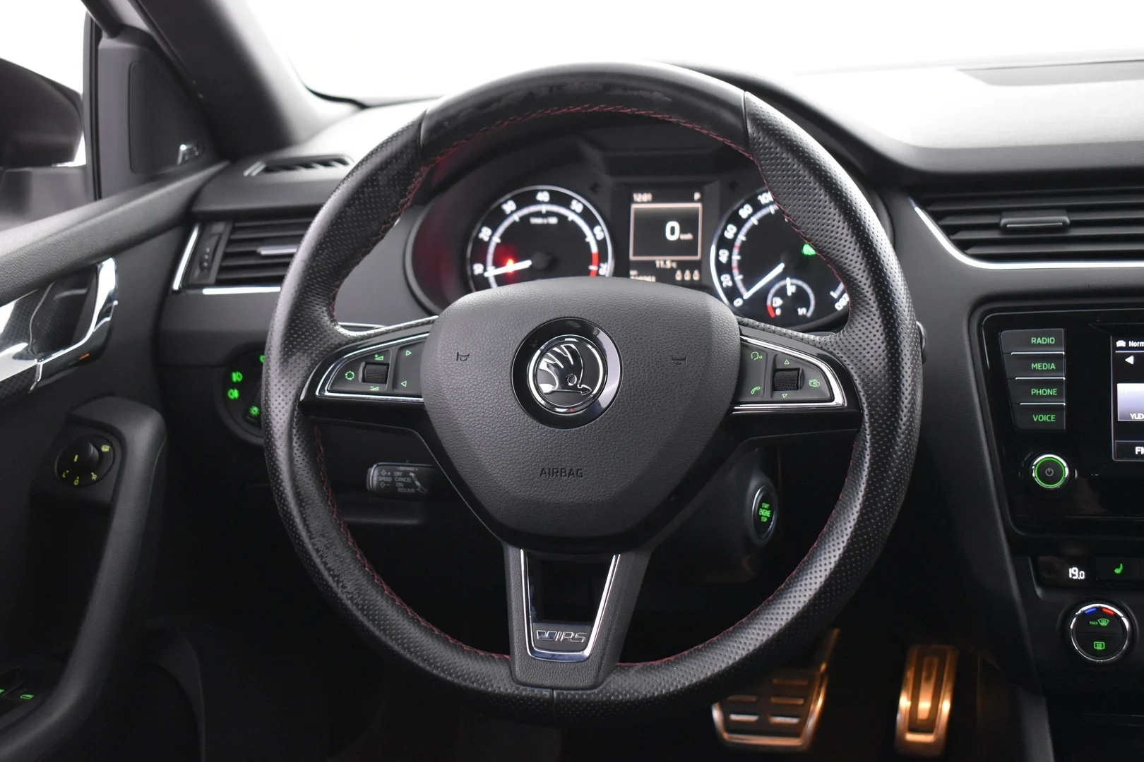 Car Image - 4g9xGndTY3g8bz5FWllitR