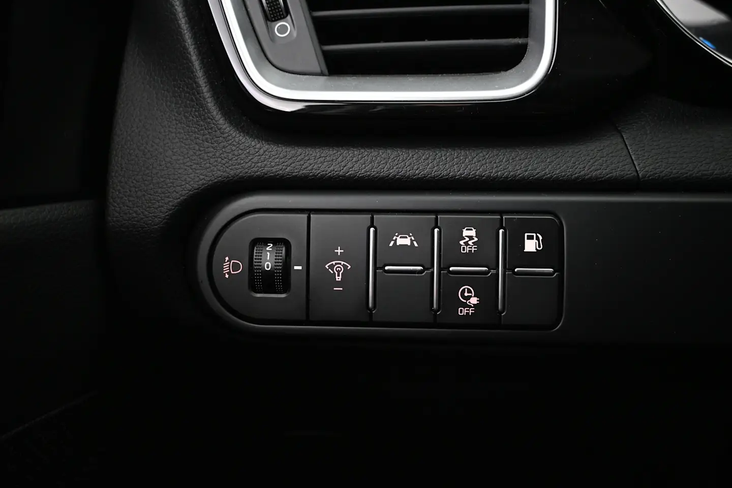 Car Image - 676MWXkaZsvQ5gc67kn1b7