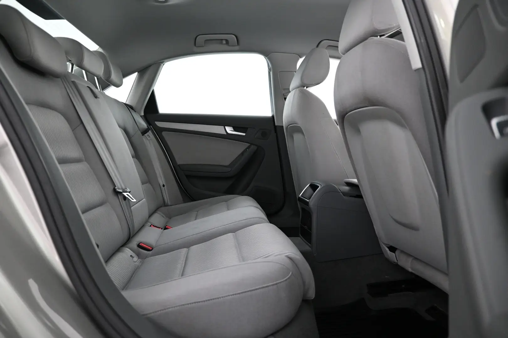 Car Image - 56iZCVwER9s9BDmAEDbYrk