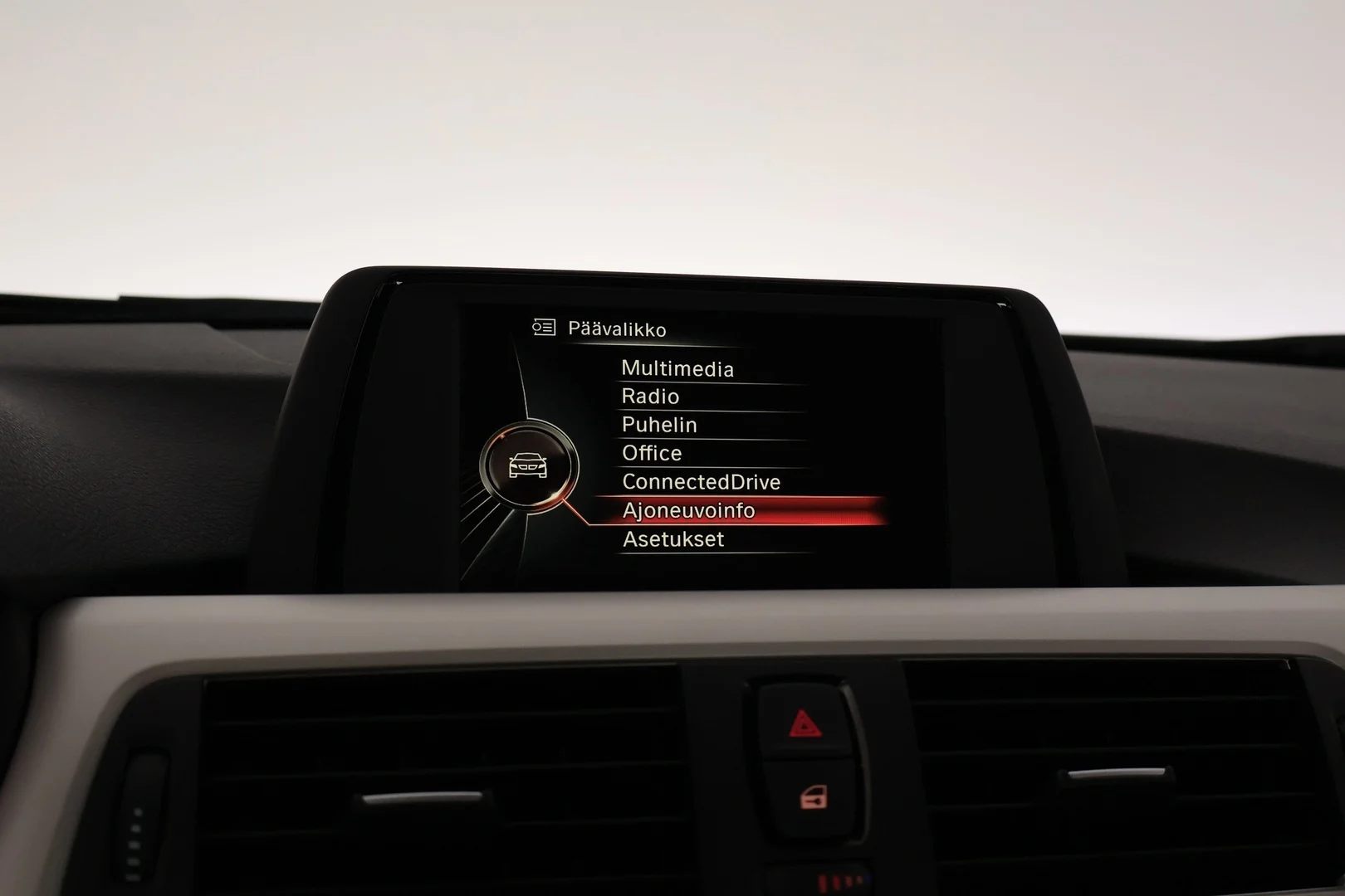 Car Image - NYRoRIYRMfd6MBz5siy5y