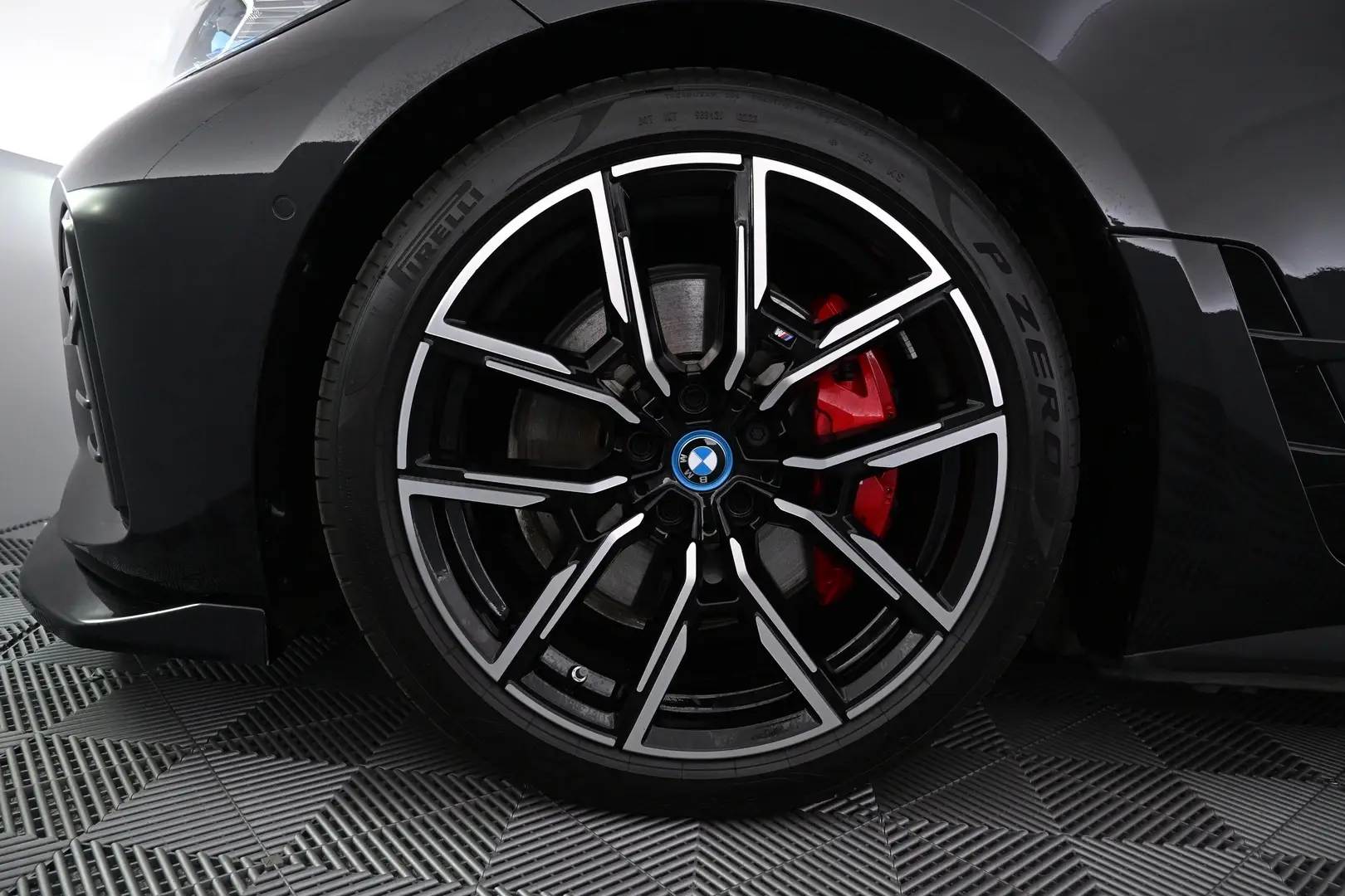 Car Image - 2yzeCQYtlK0I6TZVSUjXhq