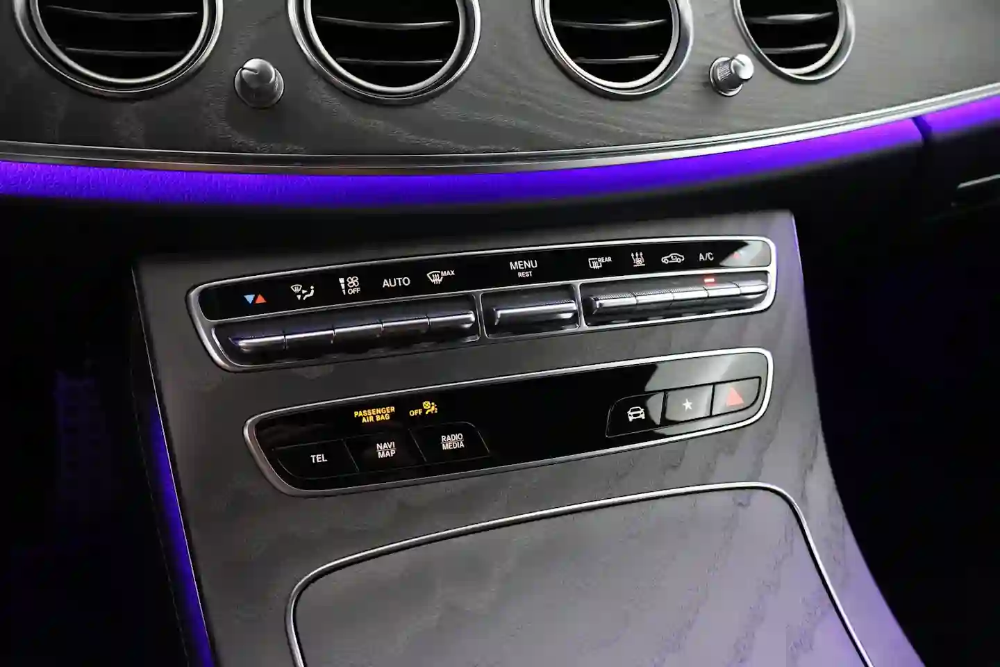 Car Image - xErIt2FKQq66TVIhLwFvK