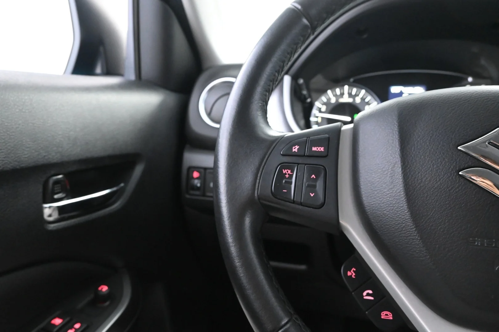 Car Image - 4avuqv9kVi1J97shpGVRdn