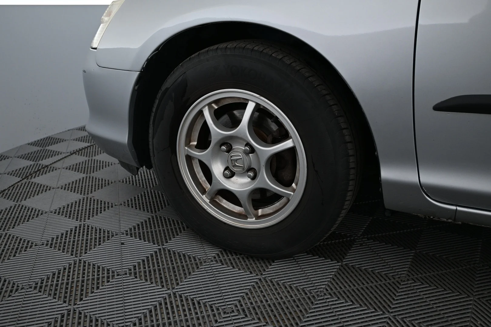 Car Image - 4pfNyX3dTTF3t1UAb7V4rS