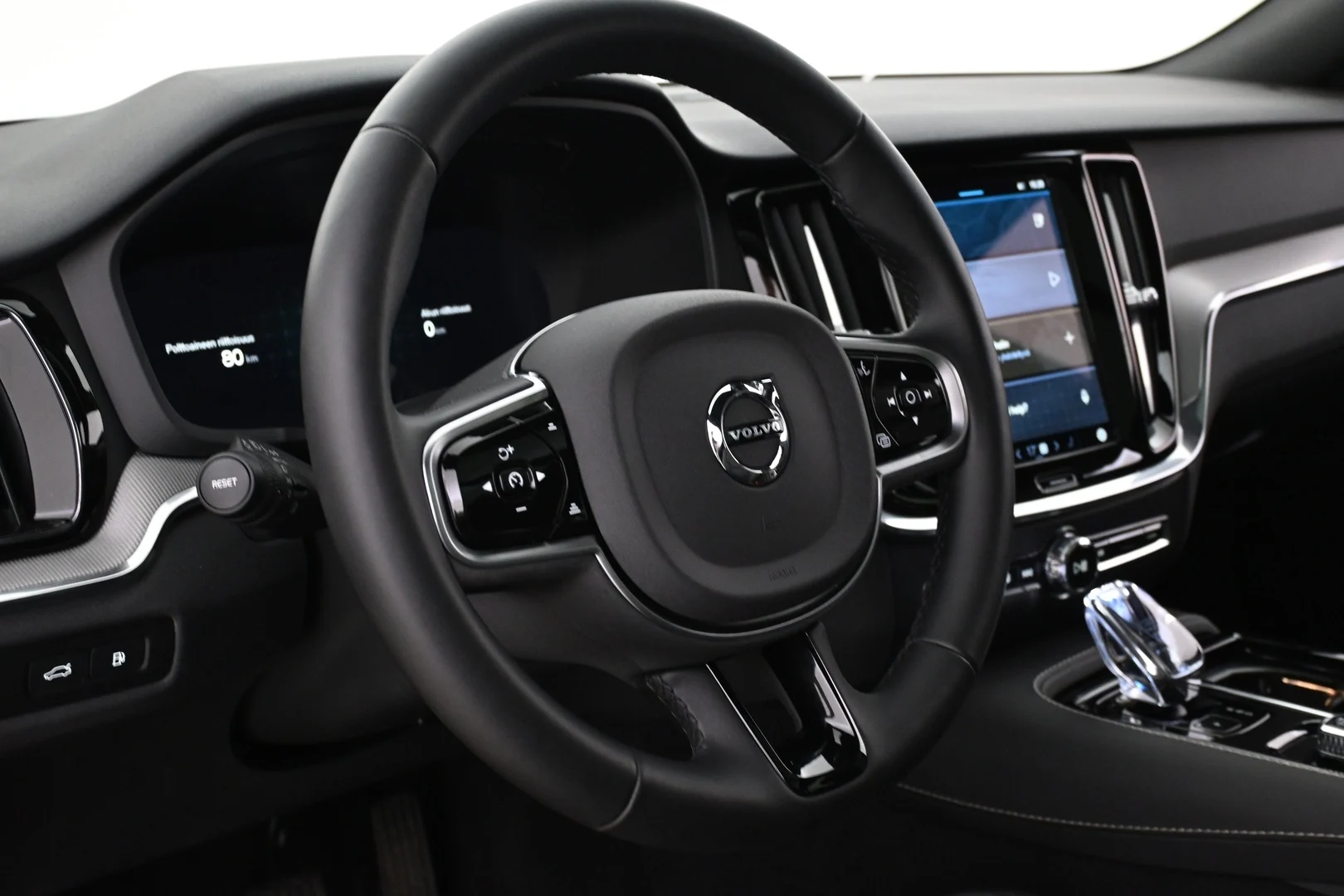 Car Image - 2LoMdVHxteC8Ed3eIhuvxC