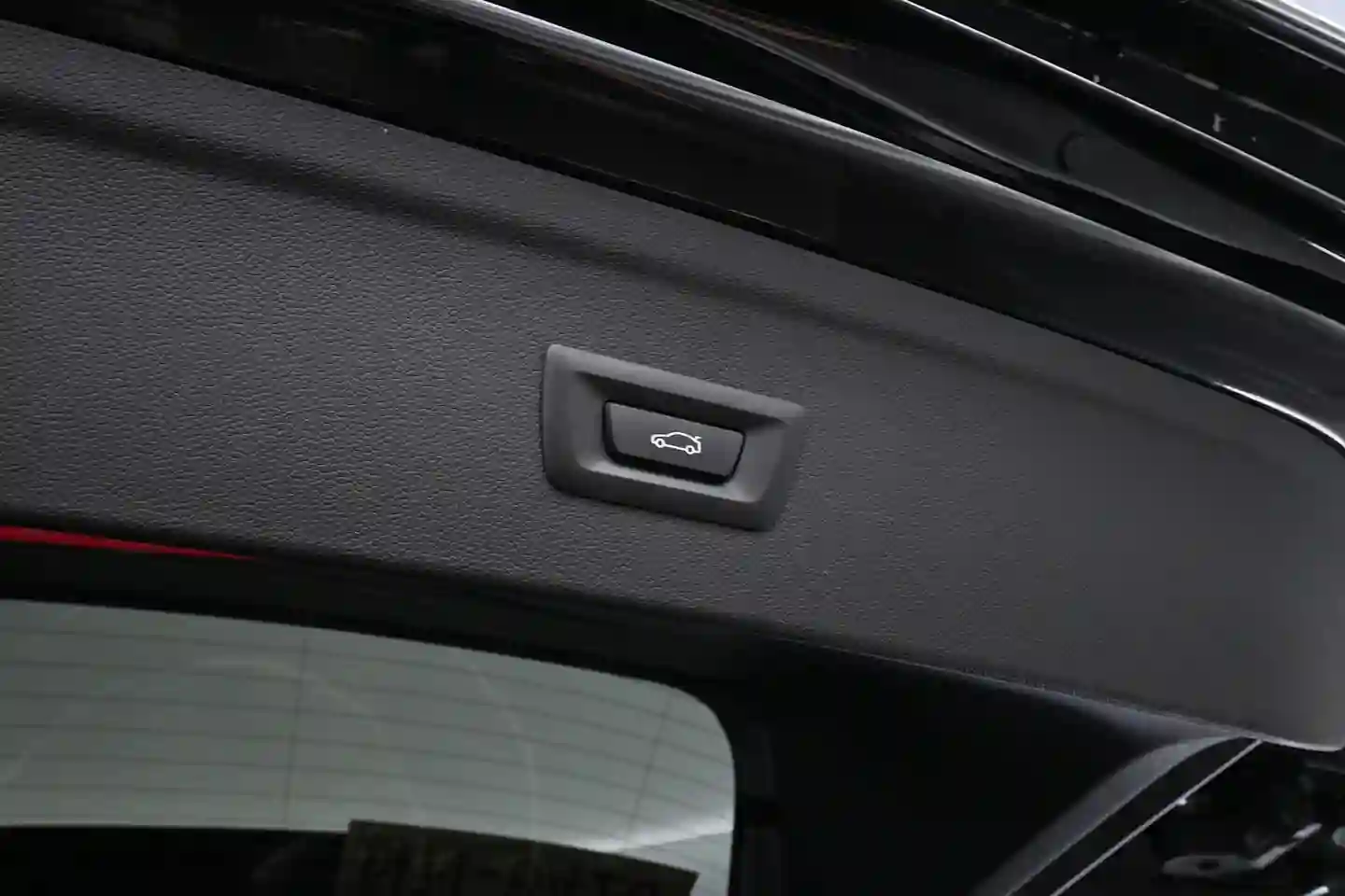 Car Image - 4K6Hz0TvUQsxtr35OYwuH7