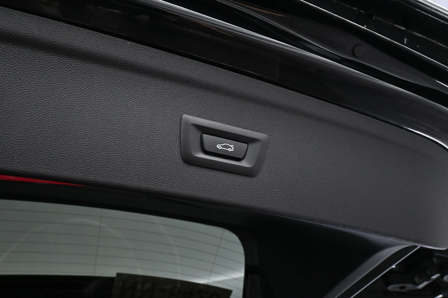 Car Image - 4K6Hz0TvUQsxtr35OYwuH7