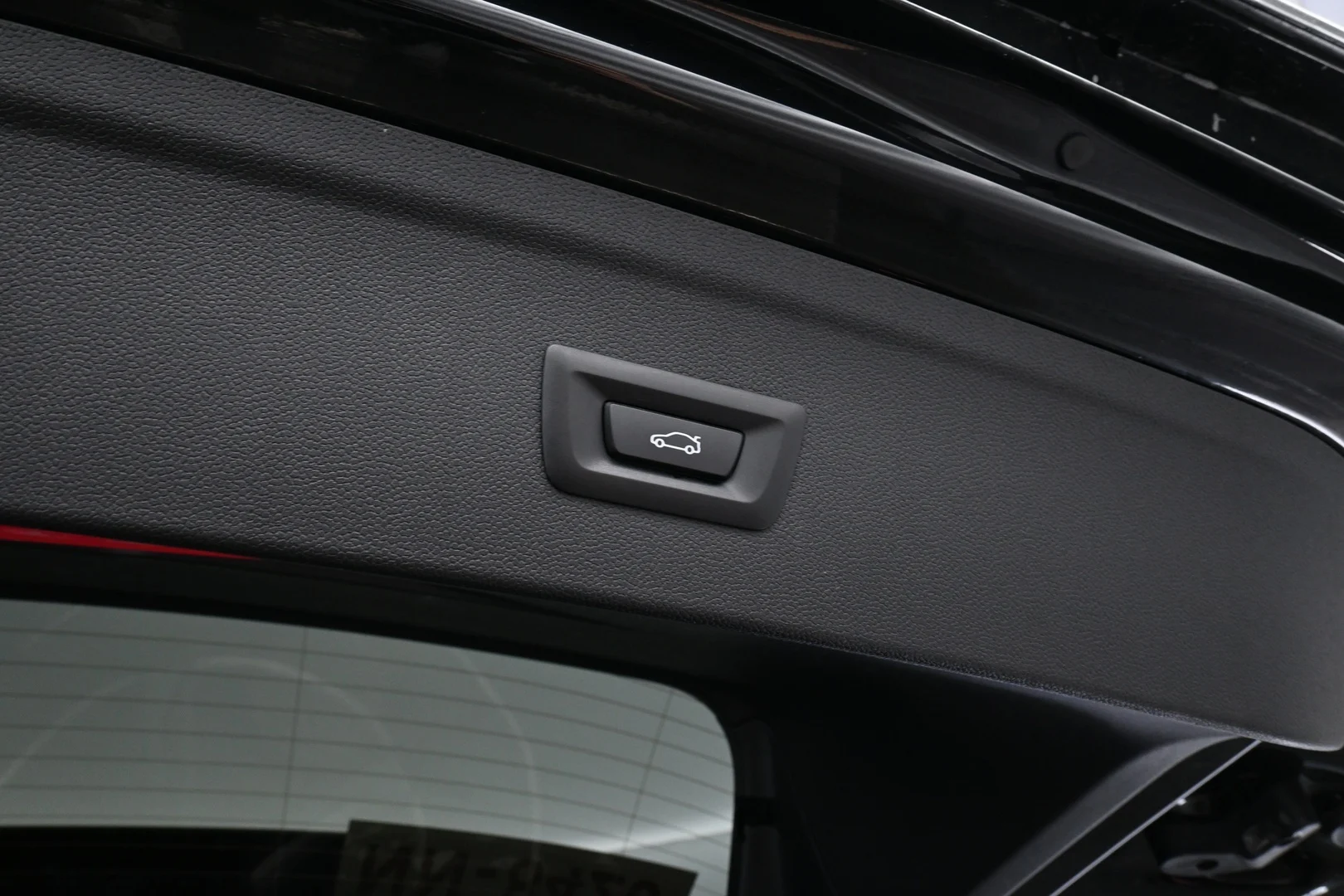 Car Image - 4K6Hz0TvUQsxtr35OYwuH7
