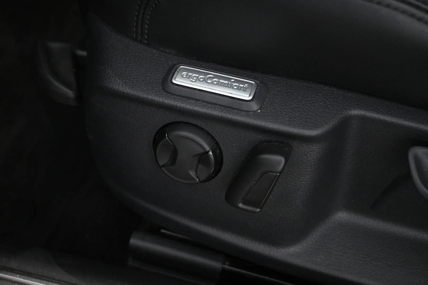 Car Image - 4Lpbtr9cJKs1ggCmI4Z9p5