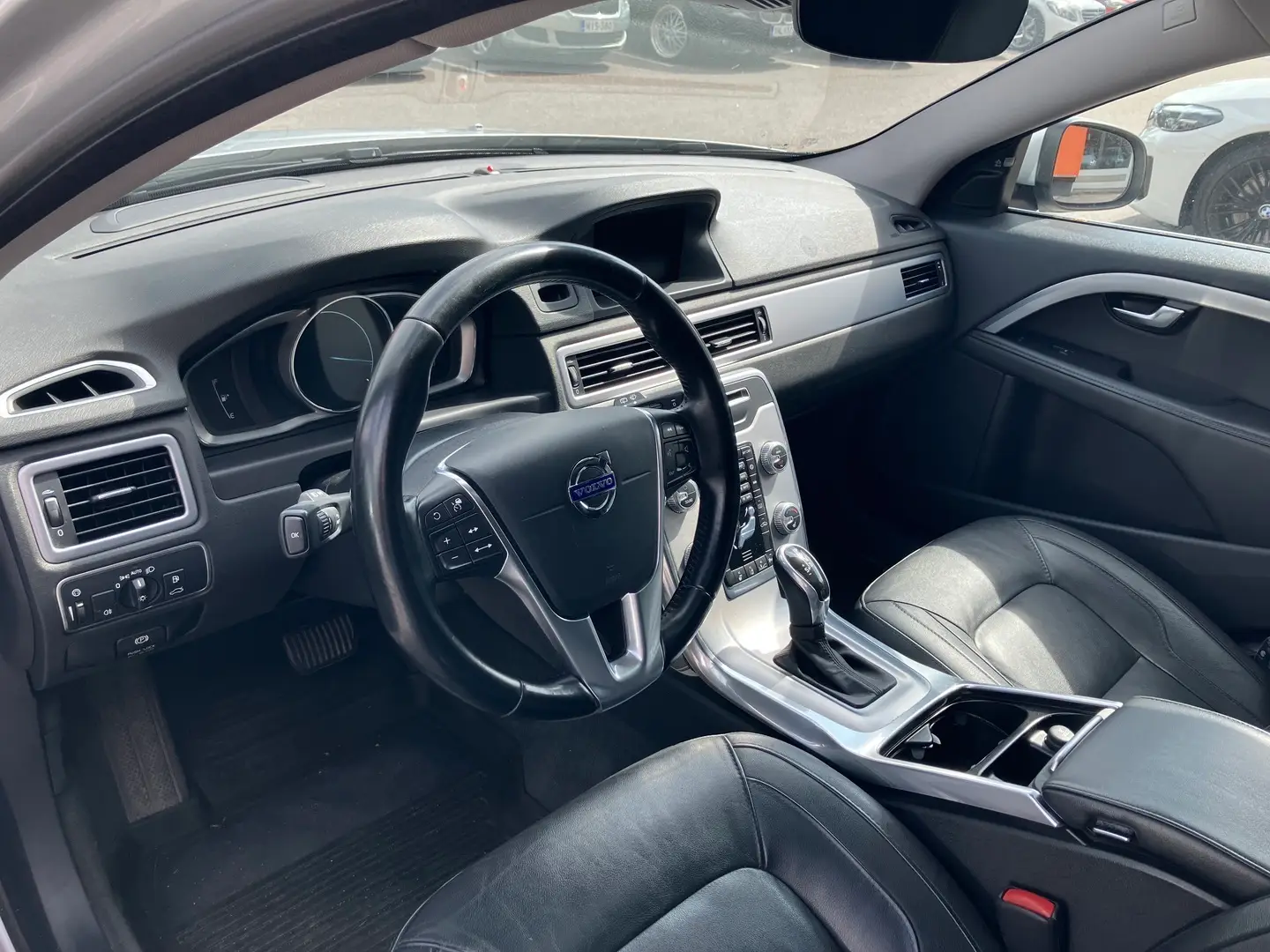 Car Image - haZbiwxGZUC0fVCAdgh4X