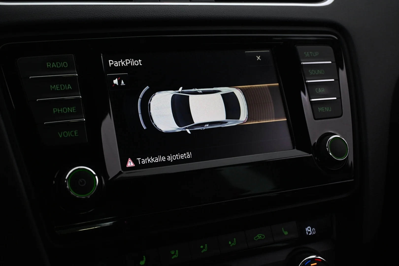 Car Image - 5FqOdjkRpViTDhv3EyY7Av