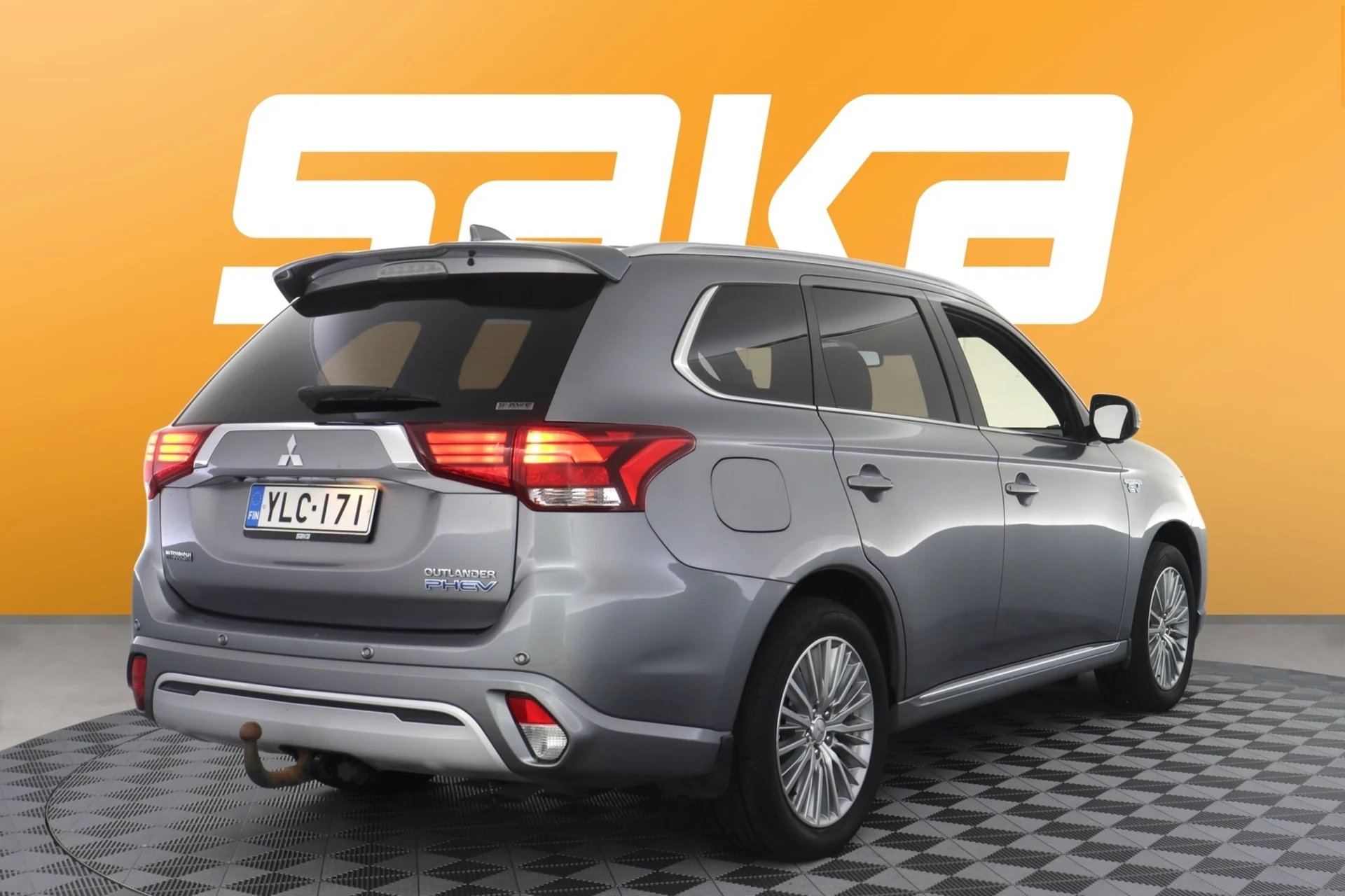 Car Image - 7HKvvT1TRC3IeInRk1IbCg