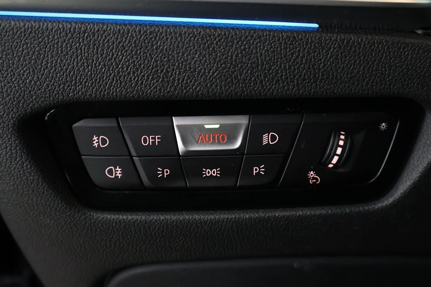 Car Image - 5IZbfjPUPaMOivnEFqyLEX