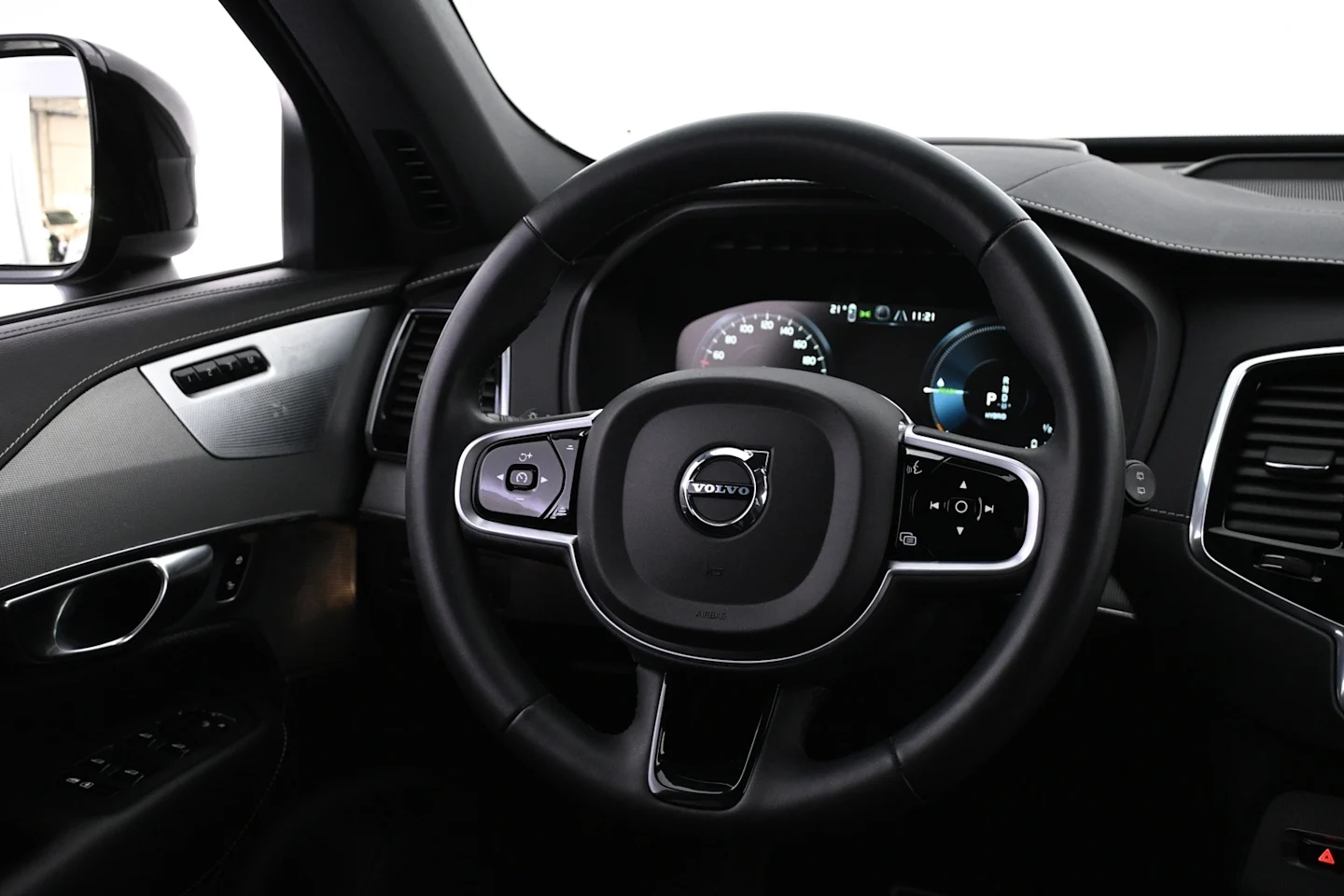 Car Image - 4etBPJxSIwD8JzeMNTFZLf