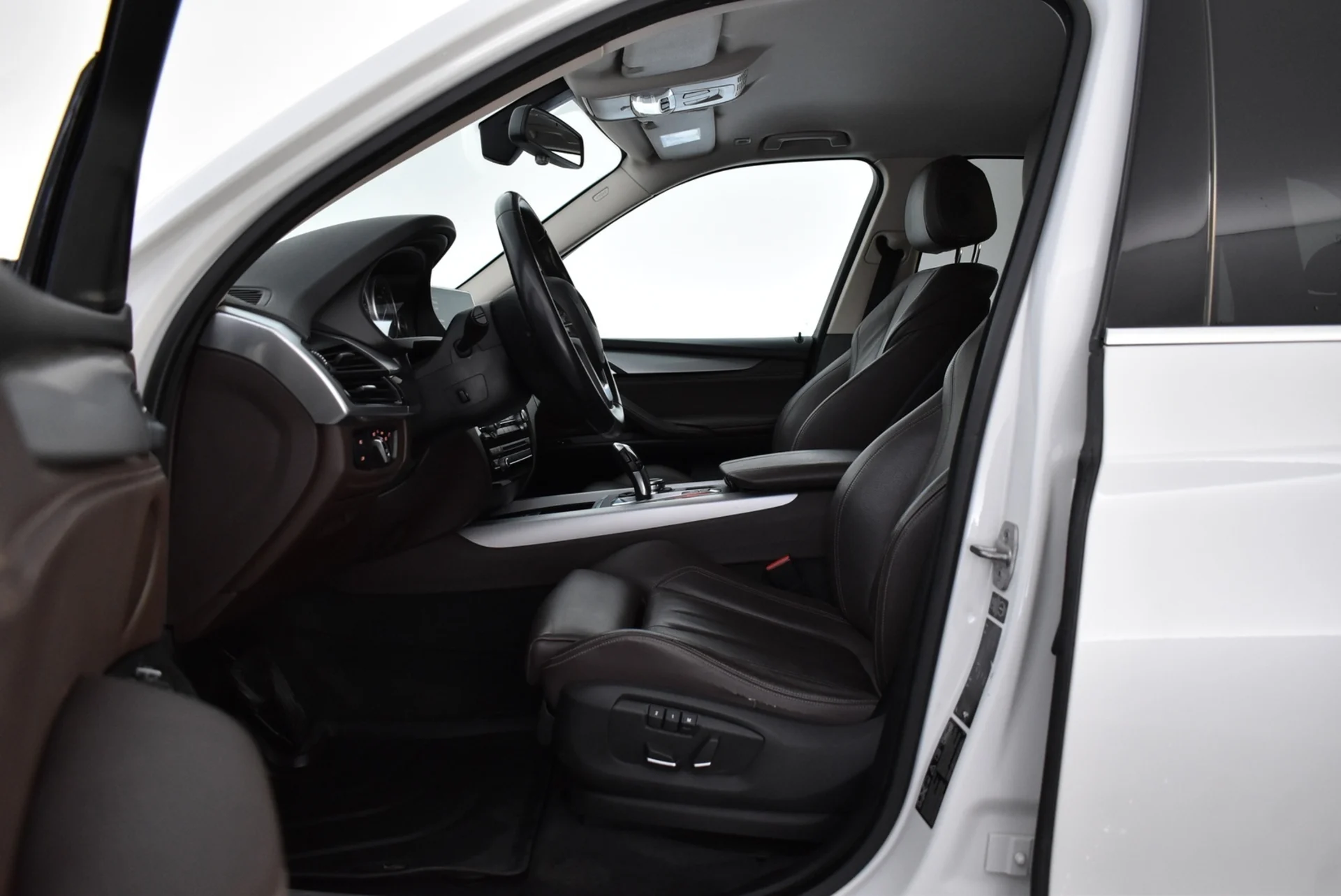 Car Image - 1neuPDgB5Fj7fhp0AASmiM