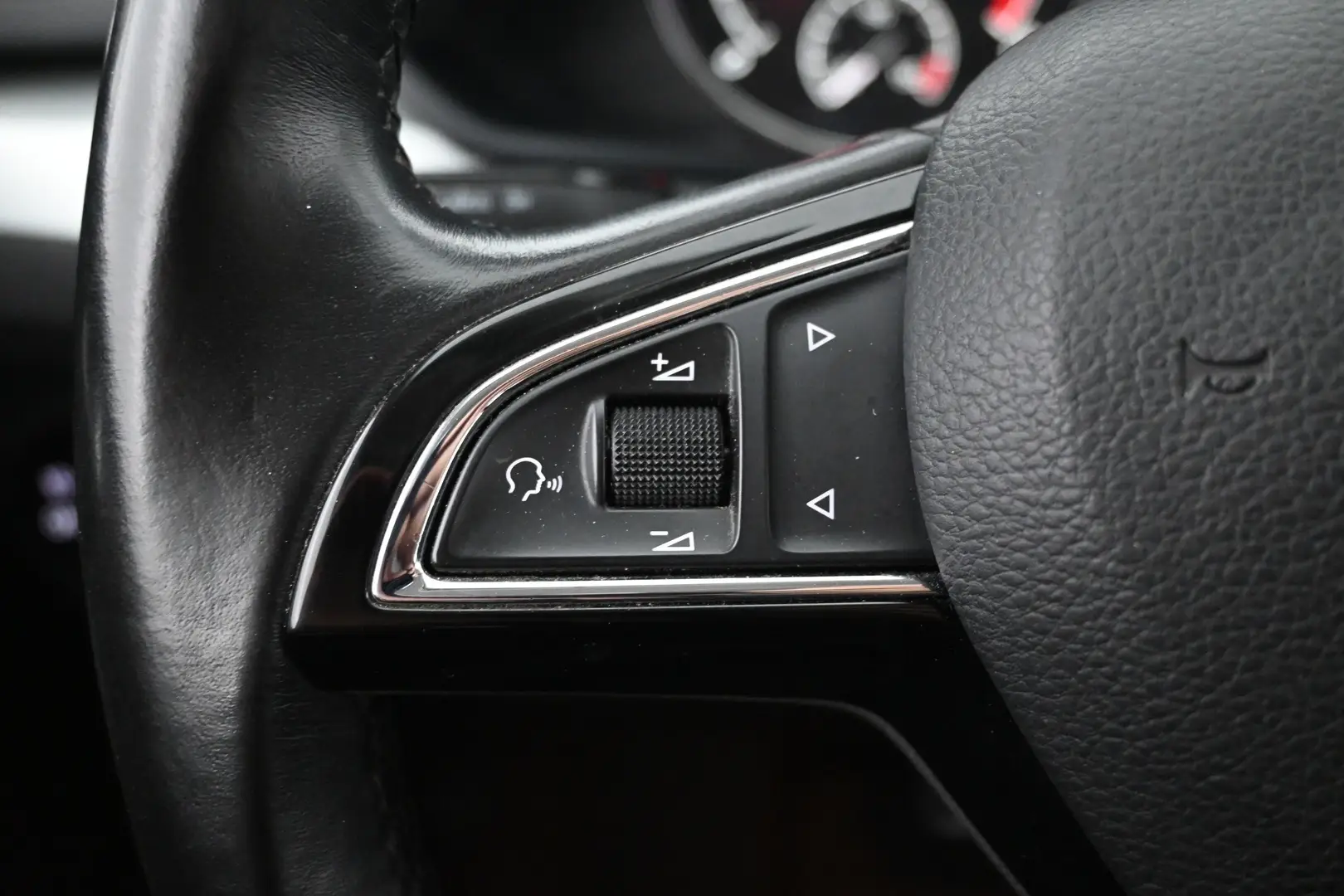 Car Image - 4MmlAYZ3hQvkSh8w4JYmfI