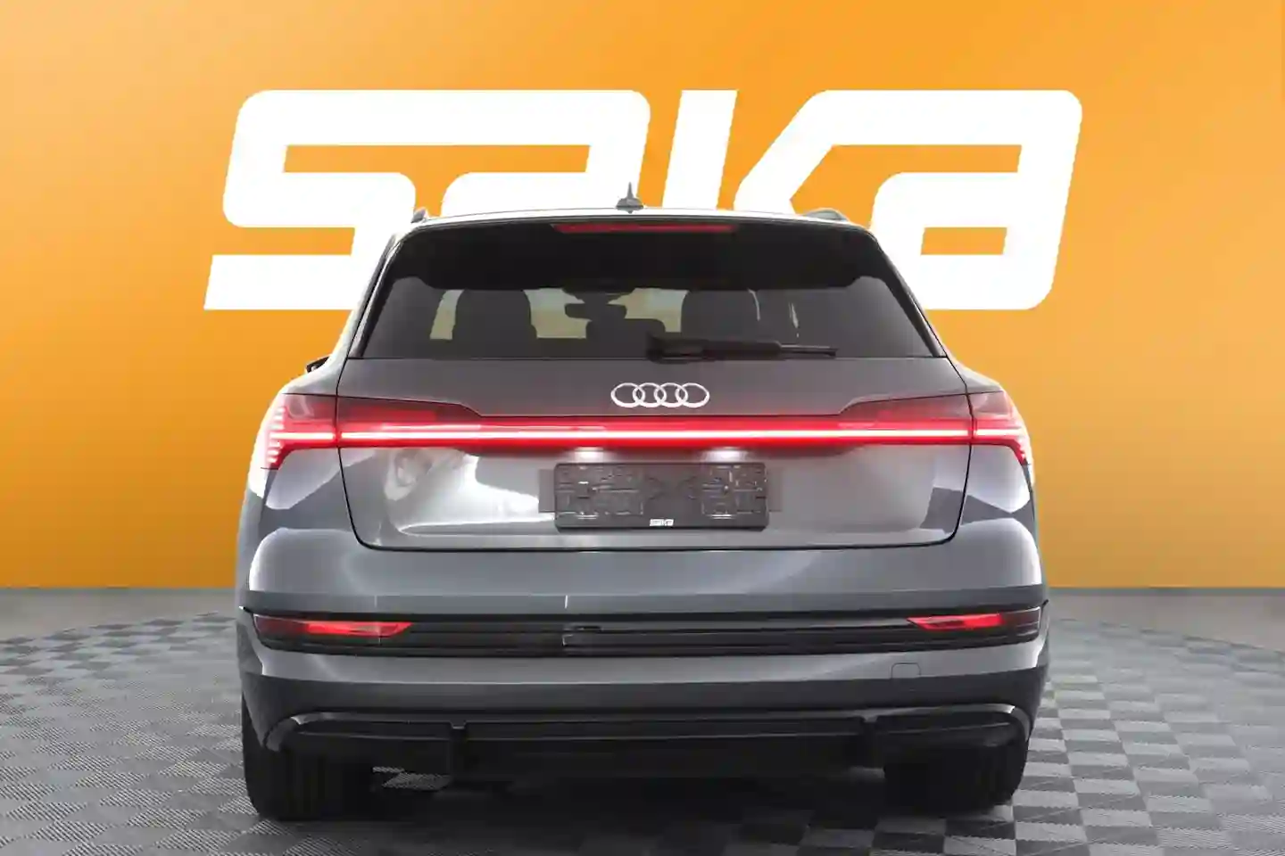 Car Image - 13qKRl2OPLxgjSBJBgMV9z