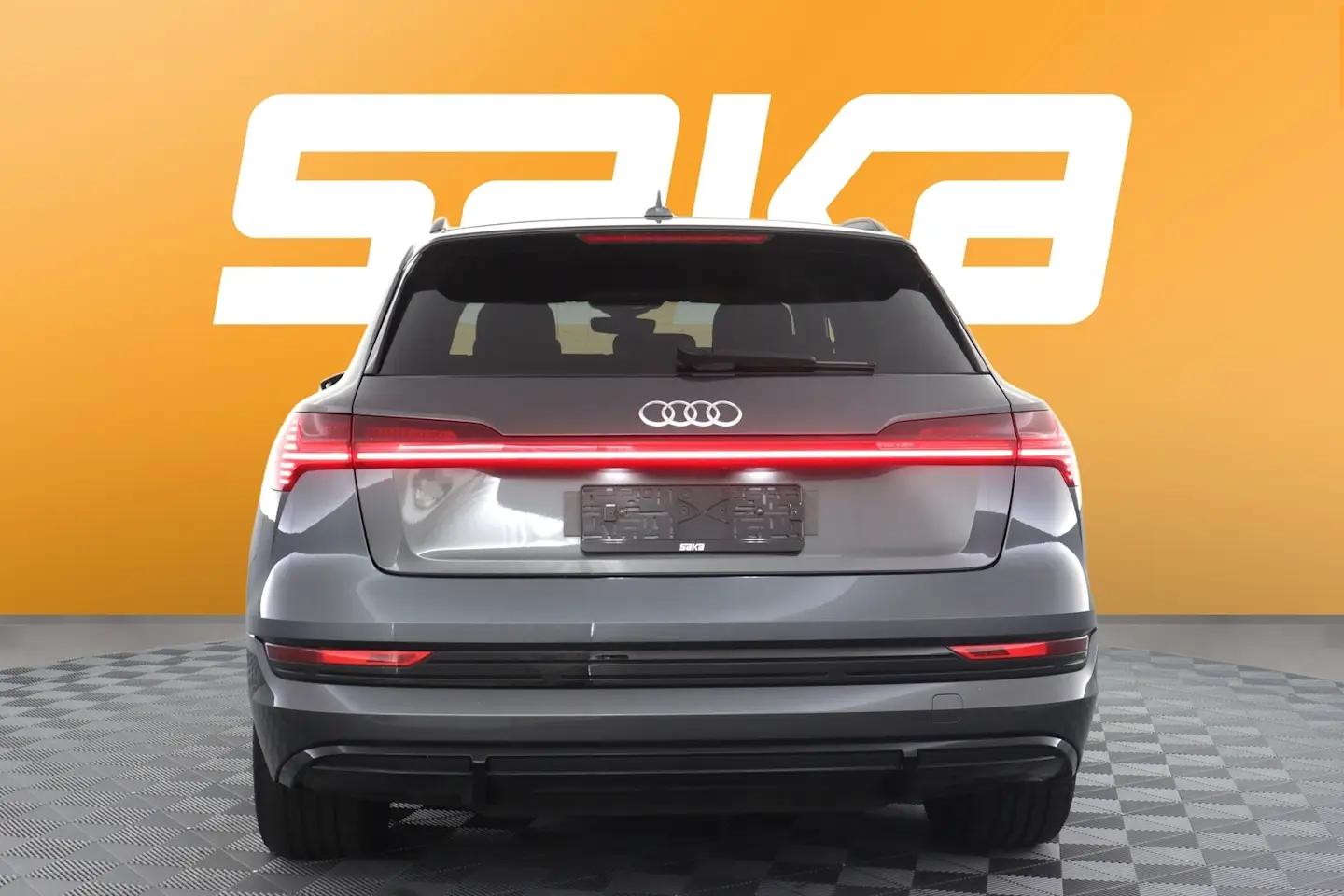 Car Image - 13qKRl2OPLxgjSBJBgMV9z