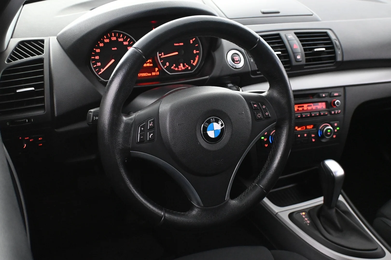 Car Image - 6e95lwrKr7VOglVmW9TgTp