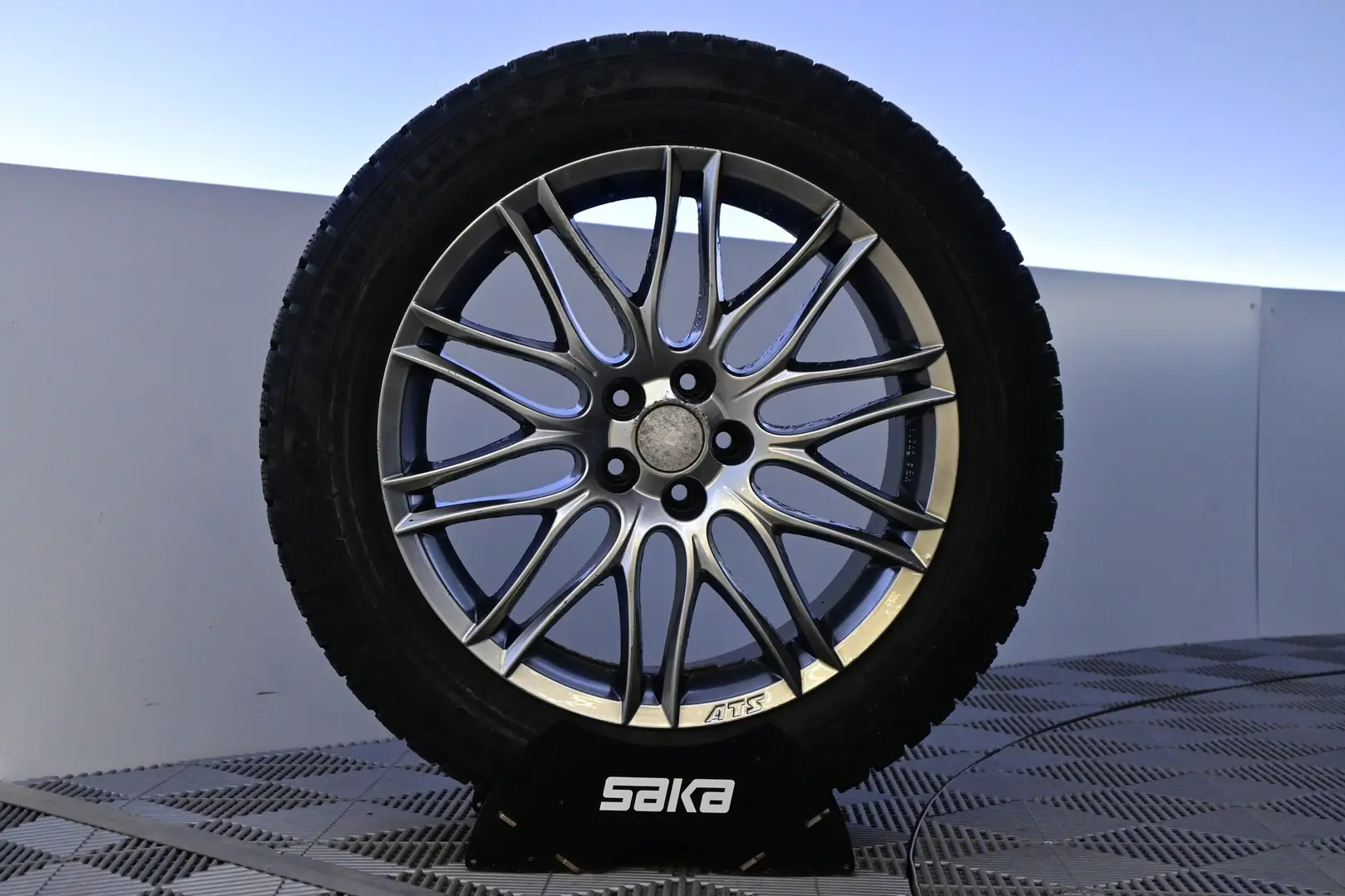 Car Image - 6jb5Ym1TZ6vFJgFb1FComq