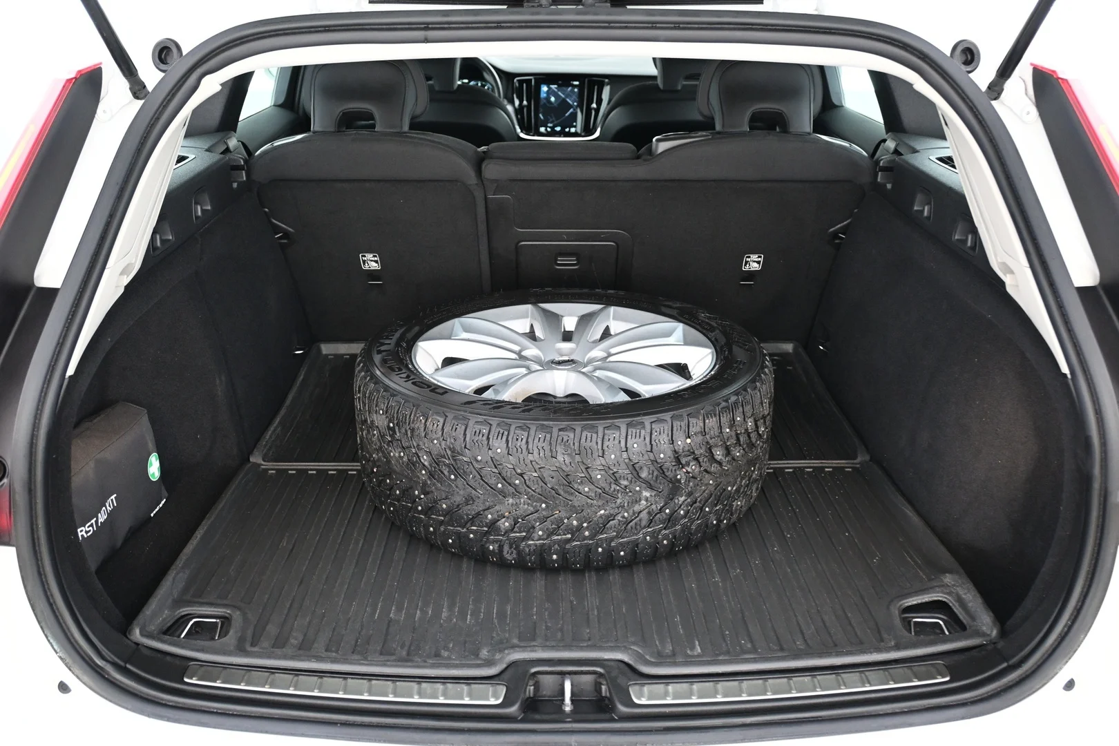 Car Image - 1oa9VM3hbfC195MKhuZAYQ