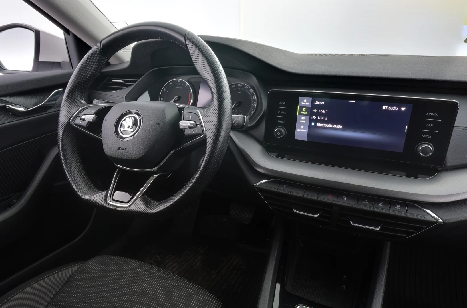 Car Image - 3uVMtxJLzb5wDMudNg5px9