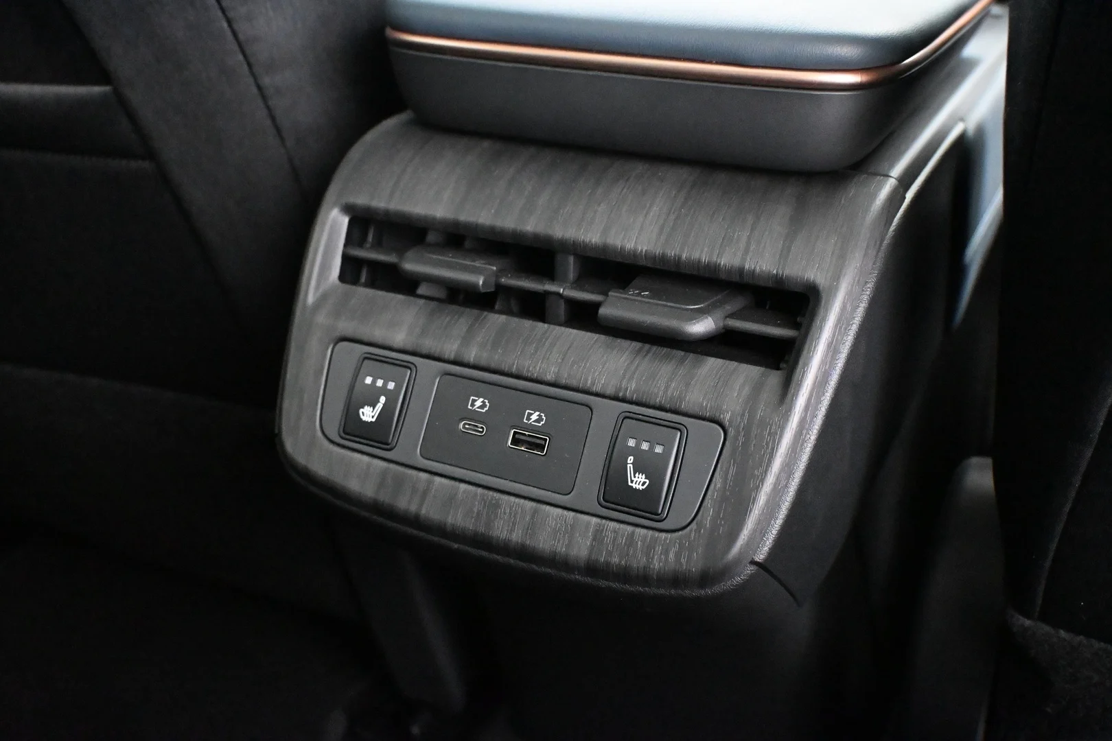 Car Image - 2zYOGuB8hduwOHN7v14blx