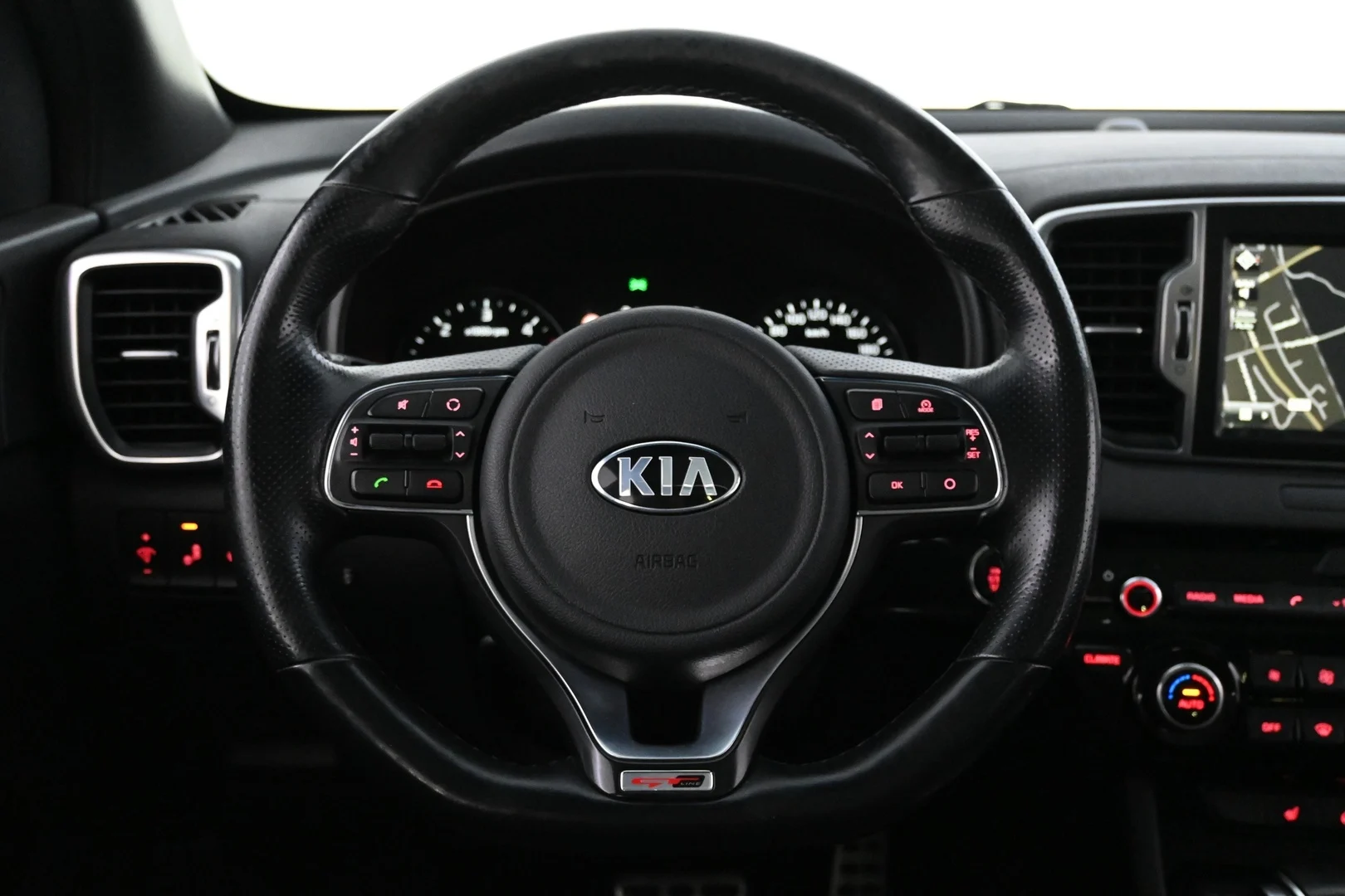 Car Image - 4UAhdLM8zTIbAFbUKAvuJ1
