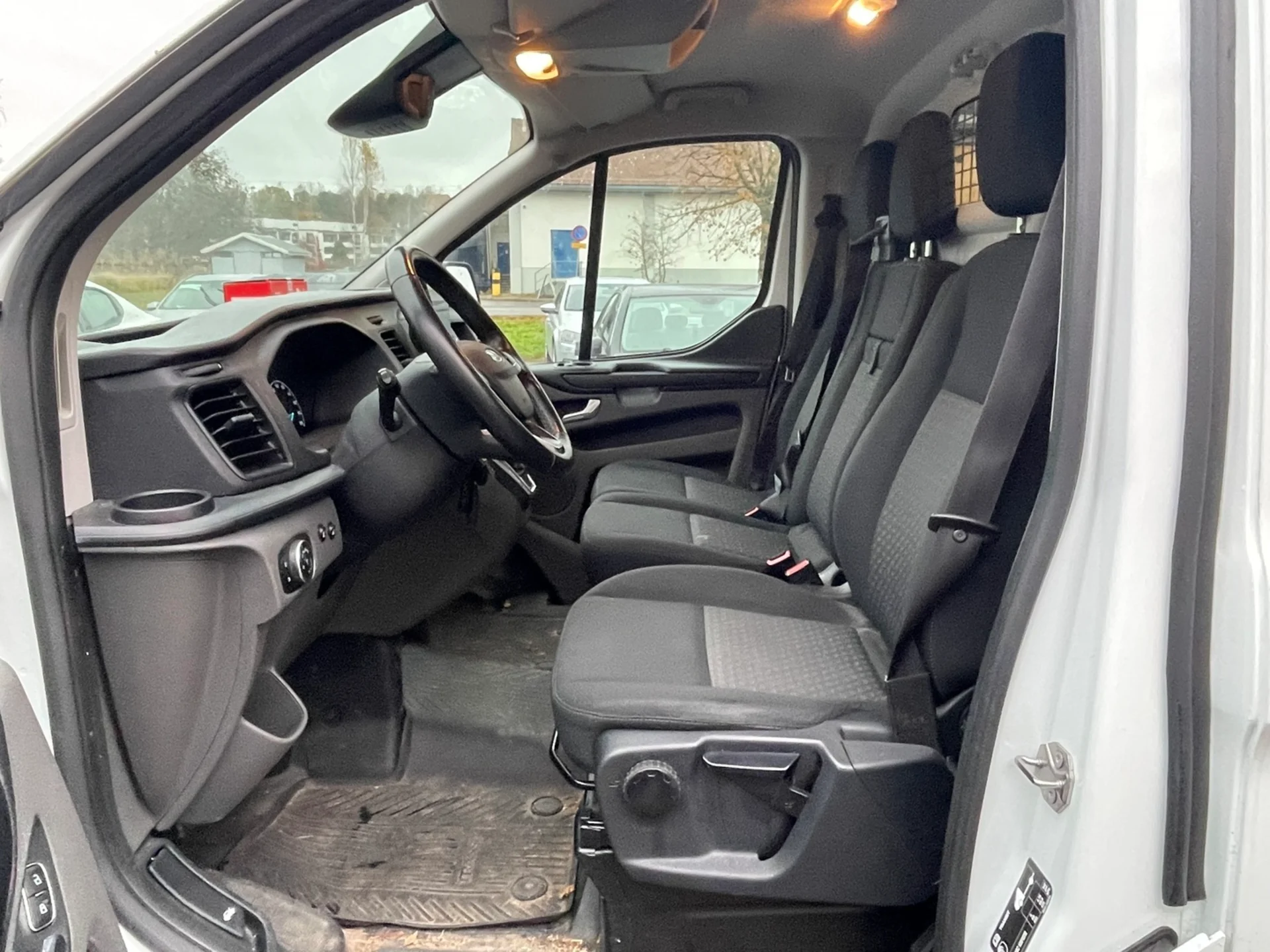 Car Image - 5tNF1JrCWnjcyVvaoE8aze