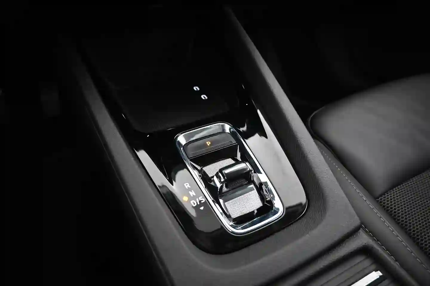 Car Image - 1RX7nvPWSSfk0Zmnsu7xTo